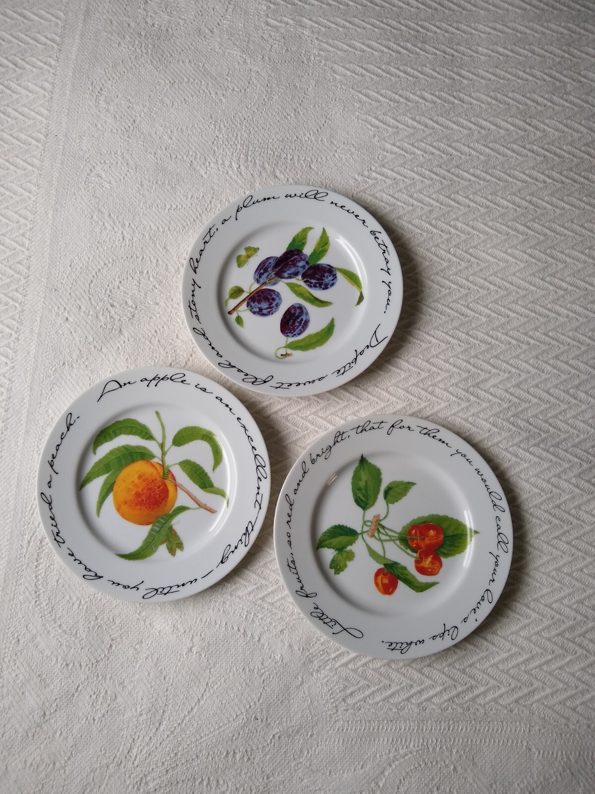 Williams Sonoma salad dessert Plates set of 3 Orchard Suite cherry peach plum