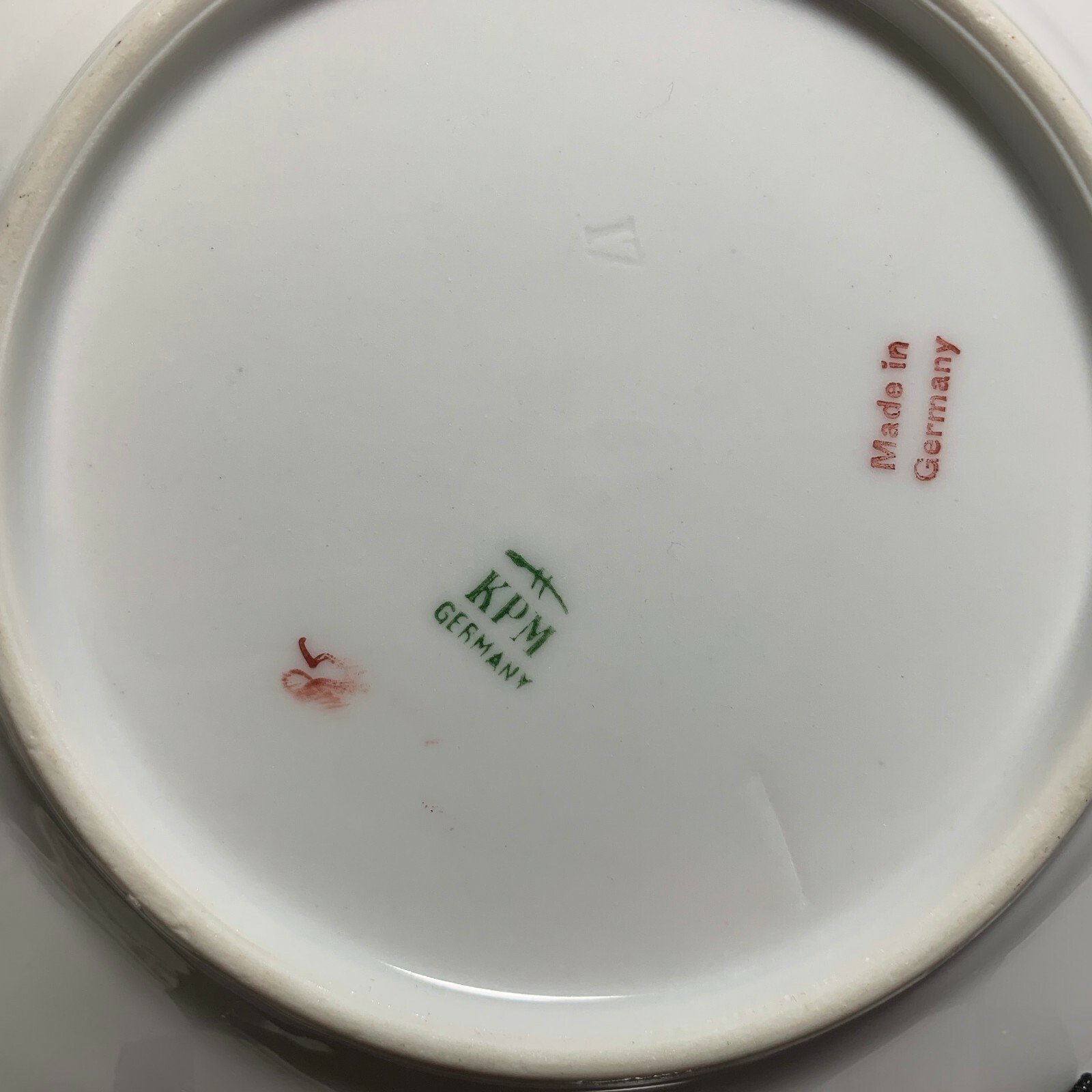 5 KPM Rose Garland or Swag 6 5/8″ Dessert Plates Made in Germany – Excellent