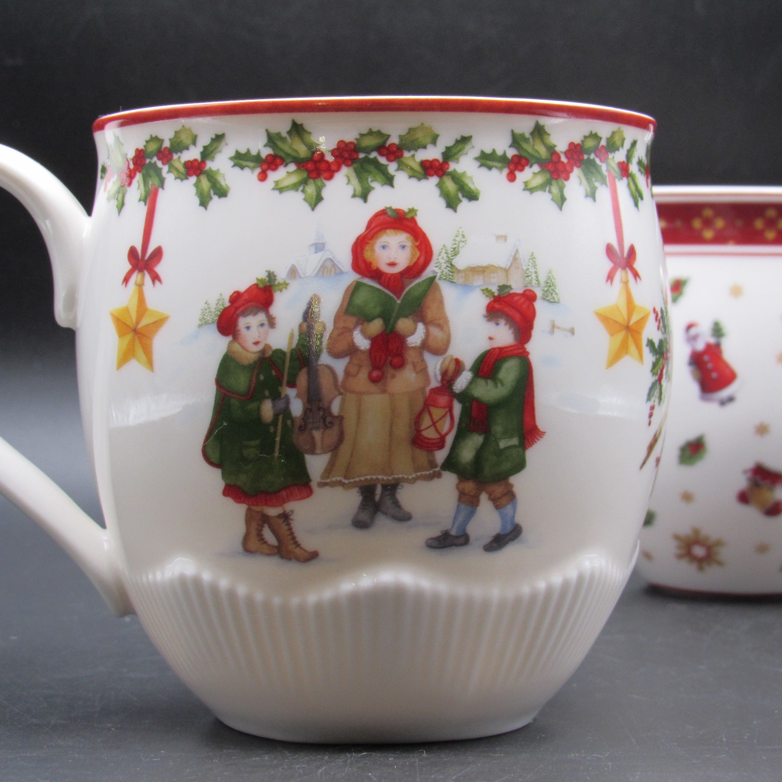 Villeroy & Boch Christmas Mugs Set of 2 Holiday Porcelain Coffee Cups 12oz 15oz