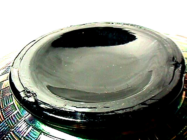 “GRAPE & CABLE” 9″ FLAT PLATE AMETHYST GREAT COLOR CARNIVAL BY: NORTHWOOD