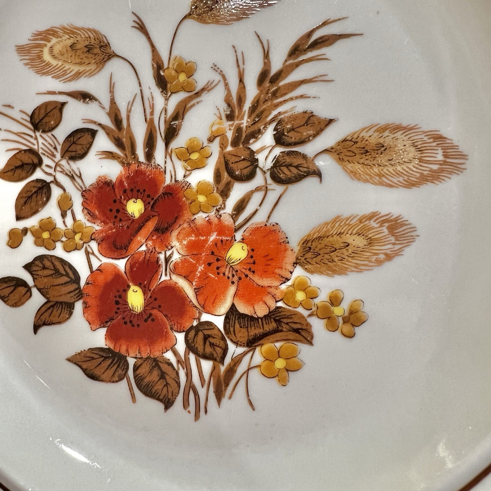 Diamond Design Stoneware Salad Plate 7.75in” Floral Wheat Brown Japan Preowned