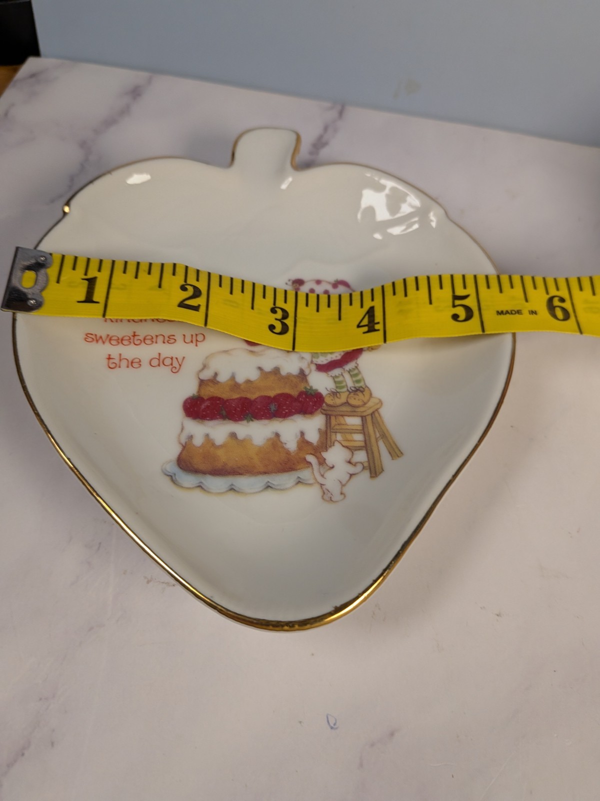 Strawberry Shortcake 1980 Porcelain Trinket Dish Berry Shaped Designer Collectio