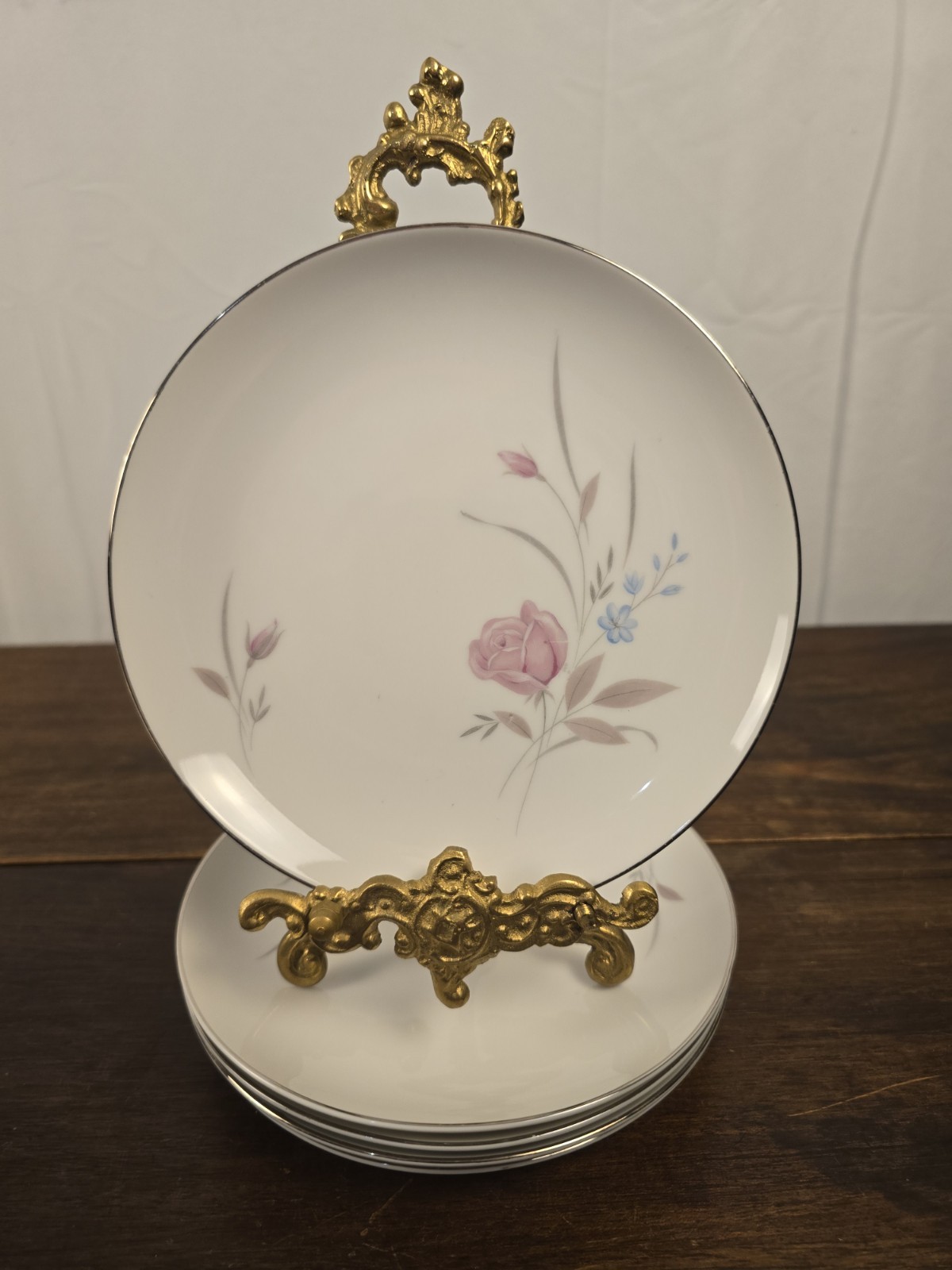 VTG 5 Fashion Manor Fine China Ceramic New Rose Floral 6.5″ Bread/Dessert Plates