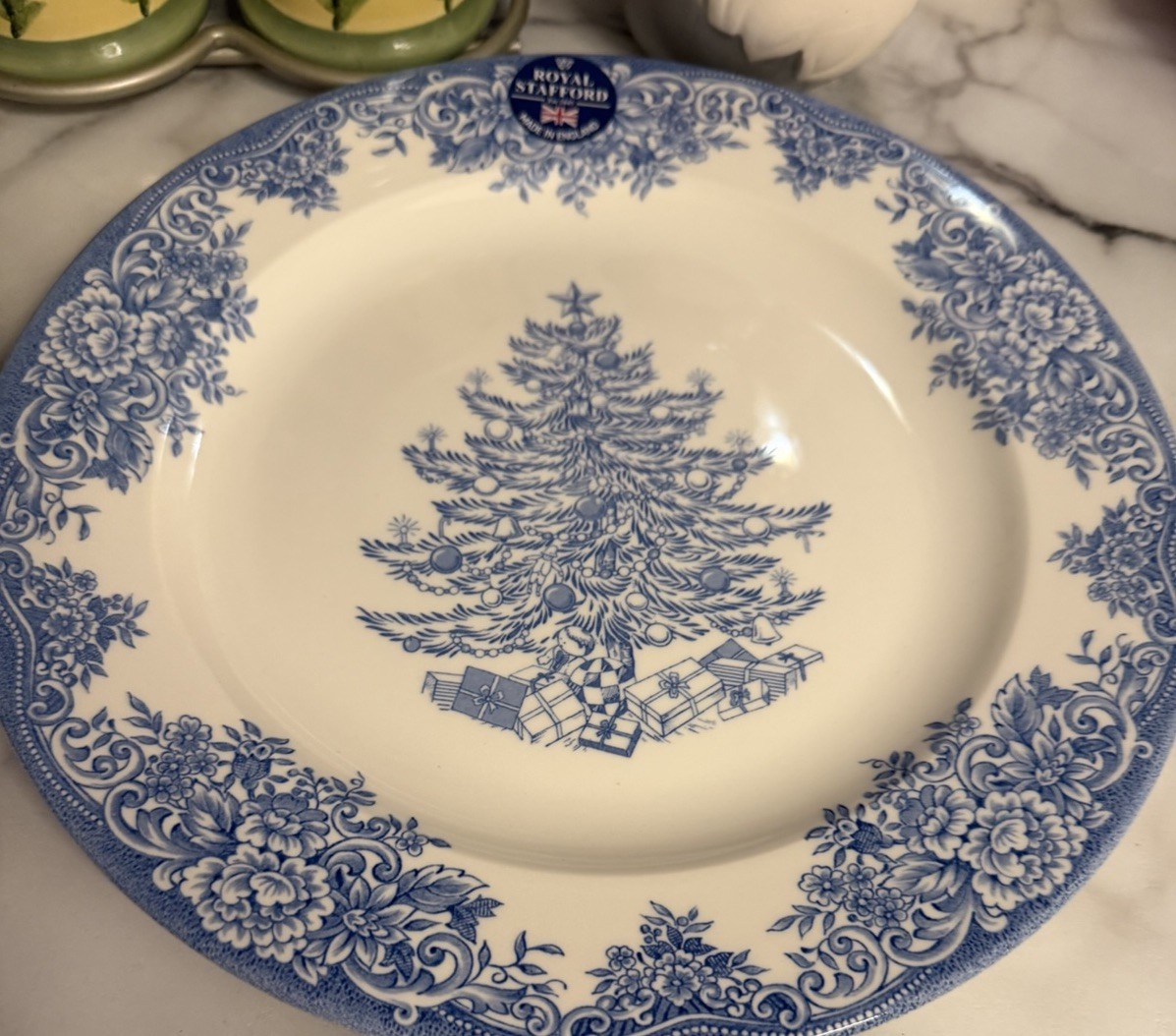 Set Of 6 Royal Stafford Blue Christmas Tree Holiday Dinner Plates 11″ New