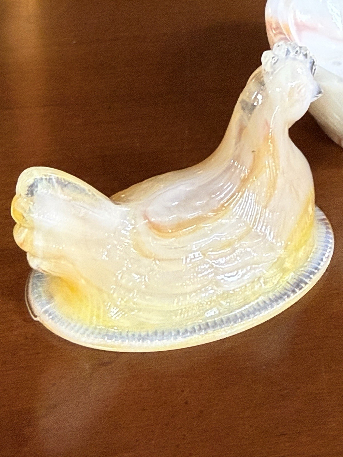 Boyd Glass Hen on Nest #182 Coral Mist 3″ Slag Chicken Salt Cellar UV Glows Vtg