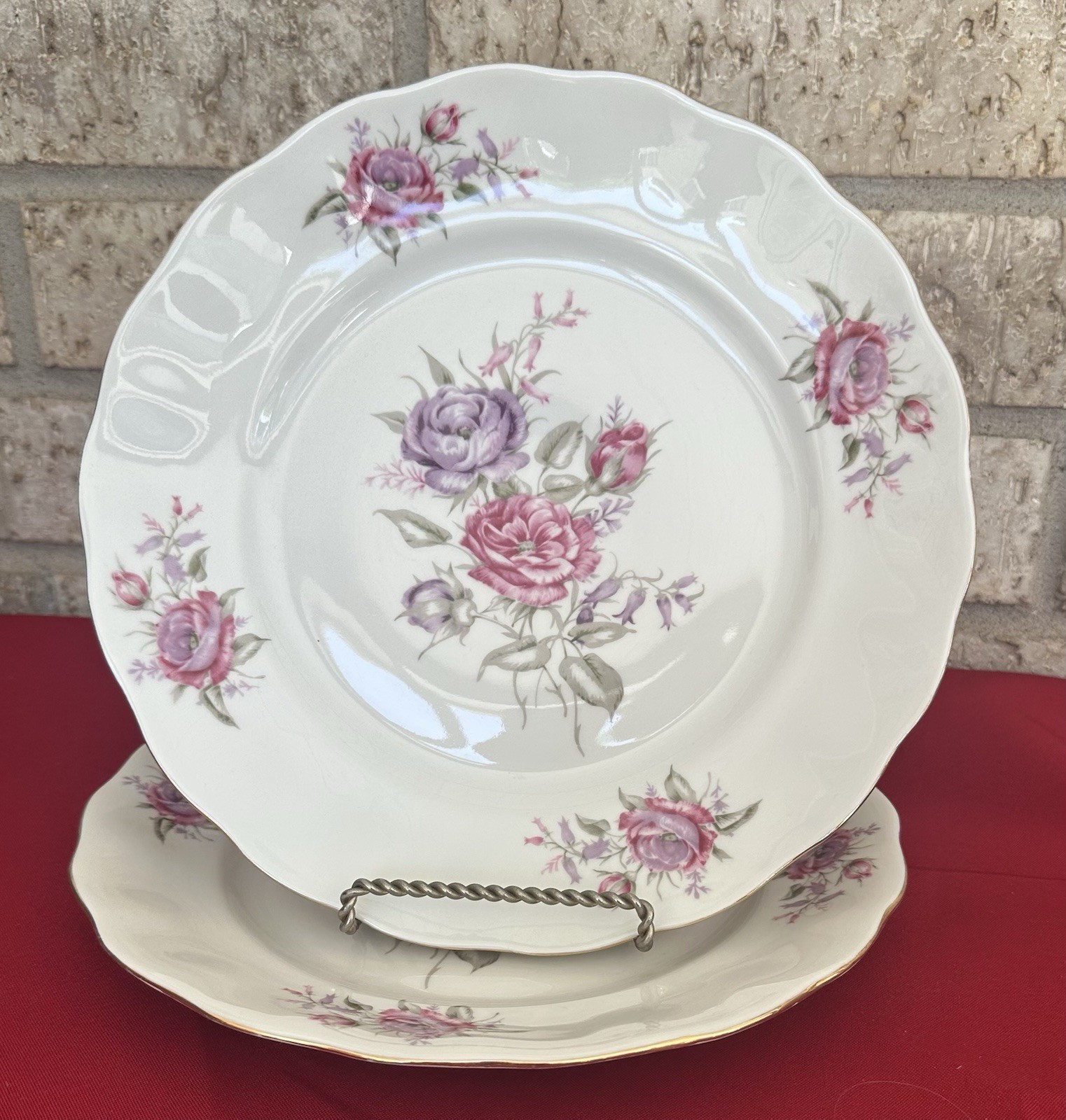 Favolina, Flower Spray Fine China Dinner Plates Made In Poland 1- 10 1/8in Lot-2