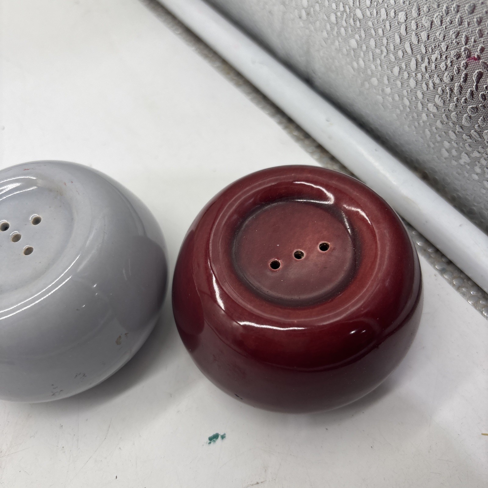 MCM Hollydale MALIBU Salt & Pepper Shakers California Pottery Gray Burgundy