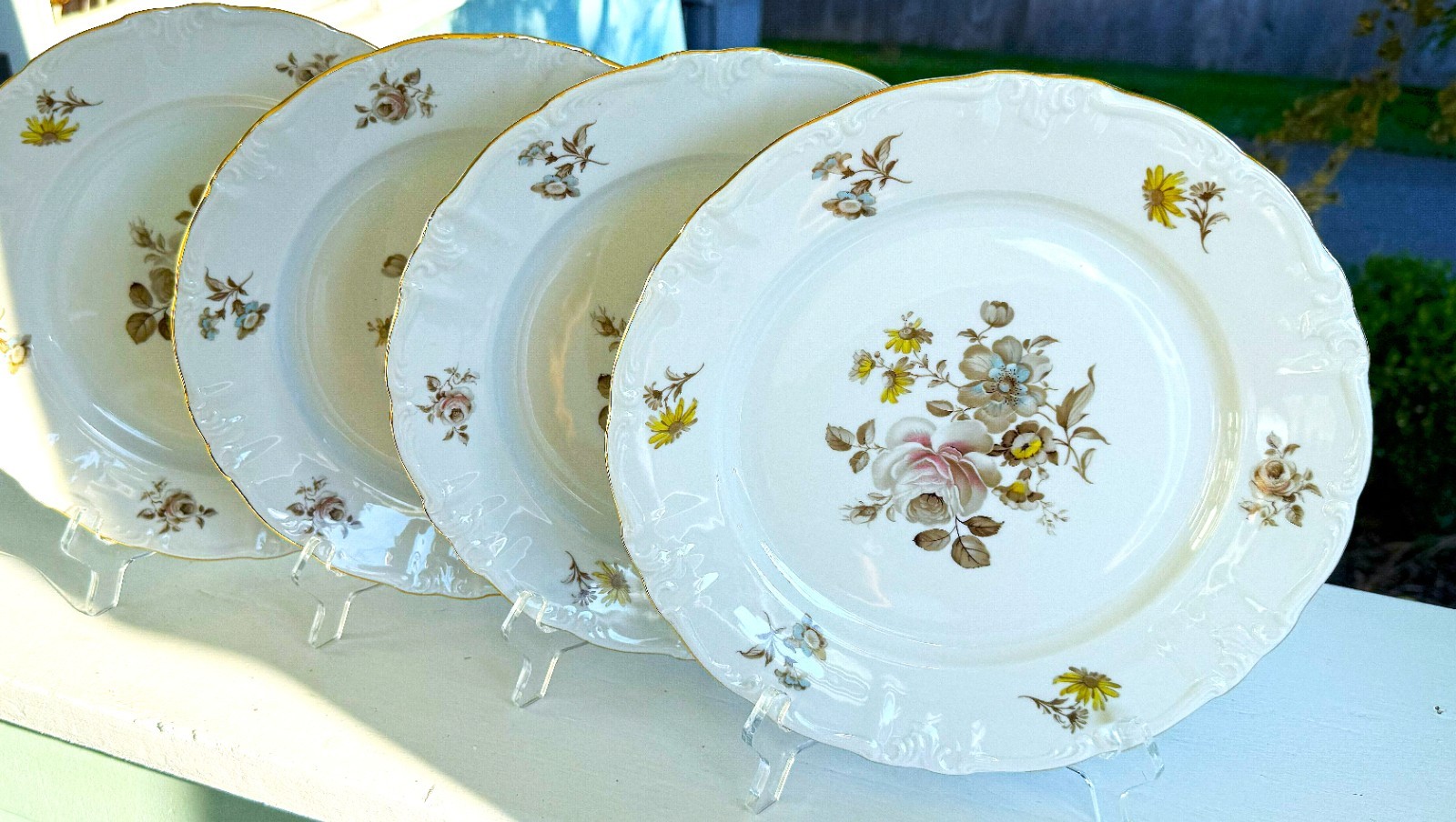 Winterling Bavaria Germany Empress Maria Dinner Plates w/Gold Trim – Set of 4