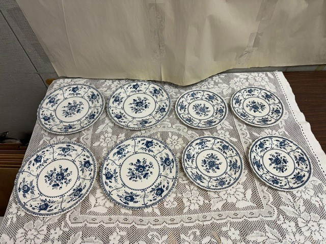 Johnson Brothers INDIES BLUE – 4 Luncheon Plates 8 5/8″ & 4 Dessert Plates 6 3/4