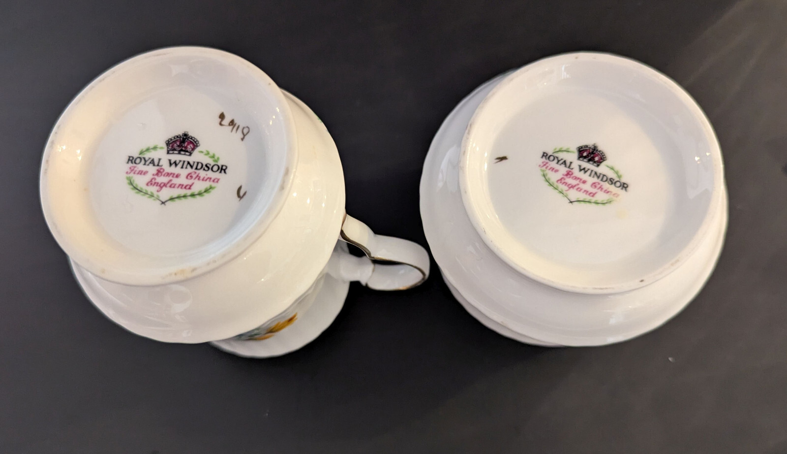 ROYAL WINDSOR FITTED CREAMER & SUGAR BOWL STACKING – YELLOW ROSES