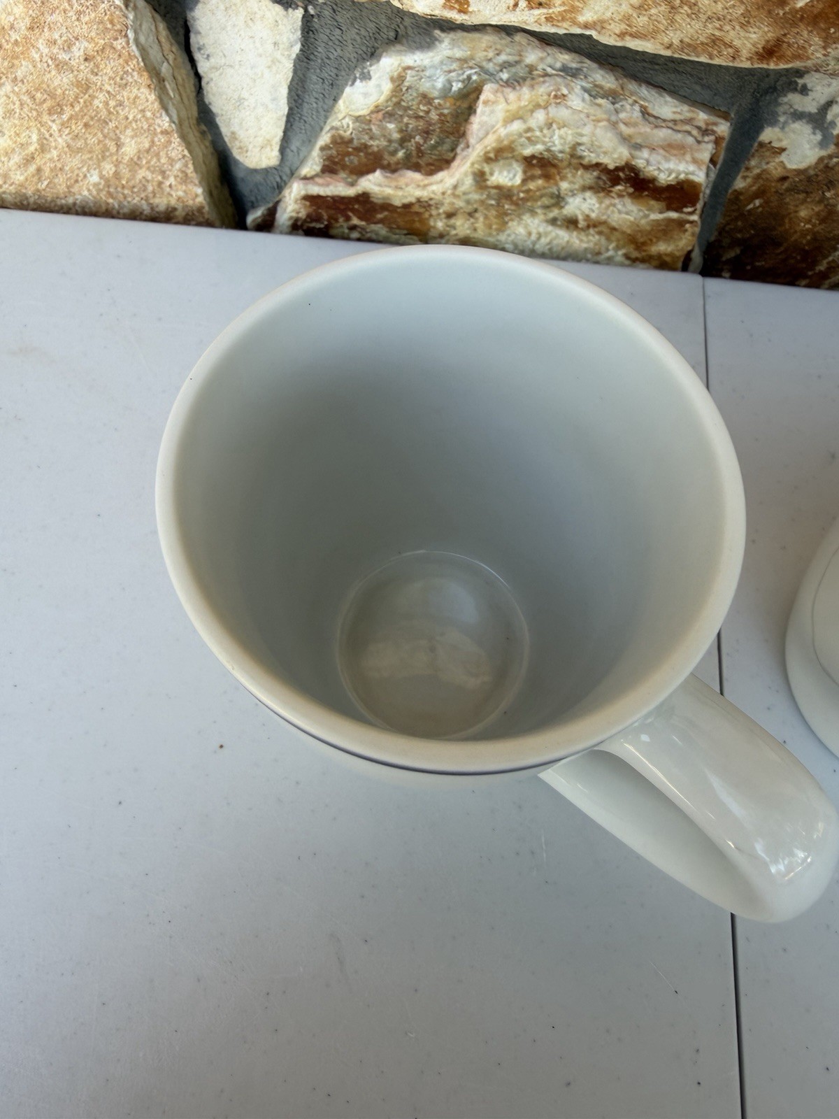 Set of 2 Oneida Maitre D’ Mugs – White Blue Band Styled Coffee Cups