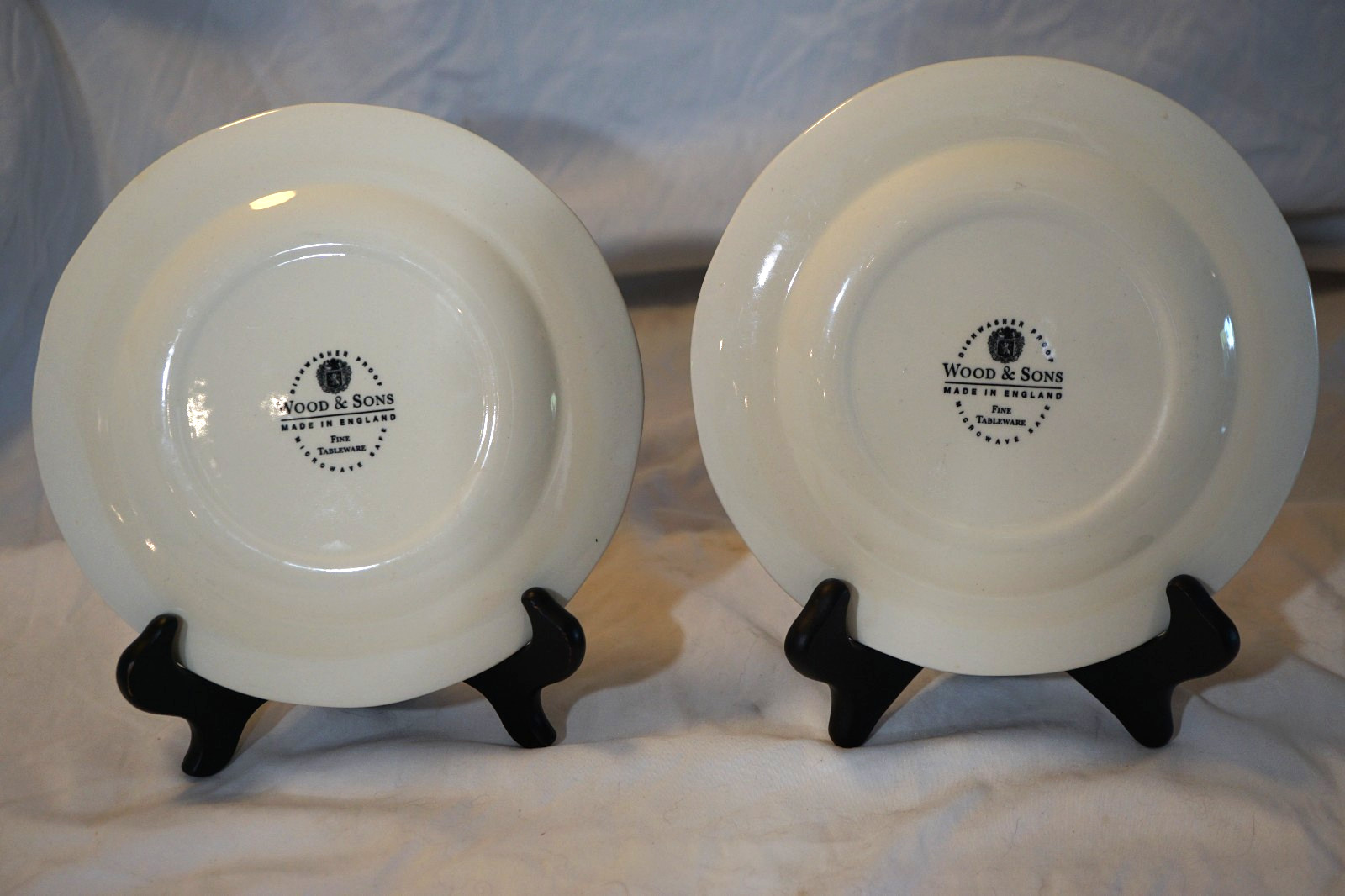 WOOD AND SONS CHINA COLONIAL ROSE BLUE 4 DINNER 11″ & 4 SALAD PLATES 8″ ENGLAND