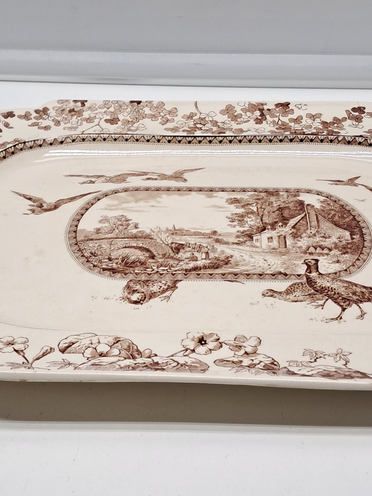 Antique Brown & White/Ivory Aesthetic Woodland Platter 18.5″ Brownfield and Sons