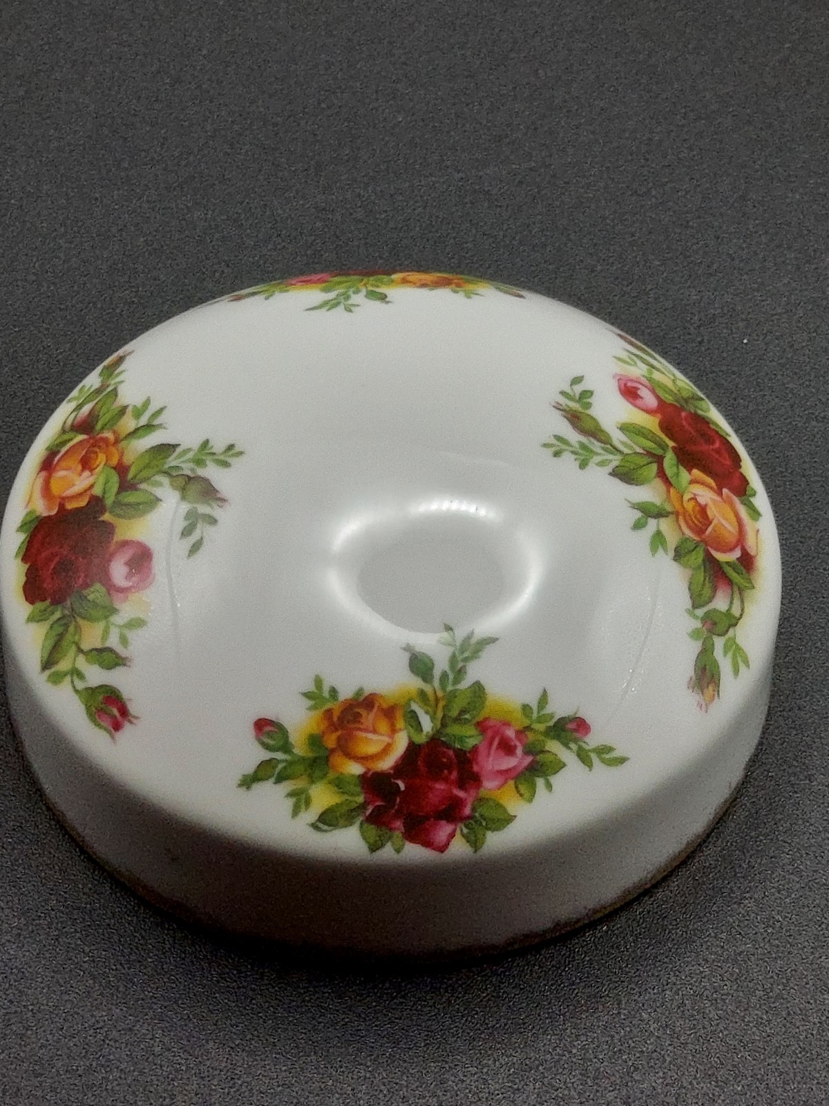 Royal Albert OLD COUNTRY ROSES – 7” GINGER JAR w/LID 1962 Bone China ENGLAND