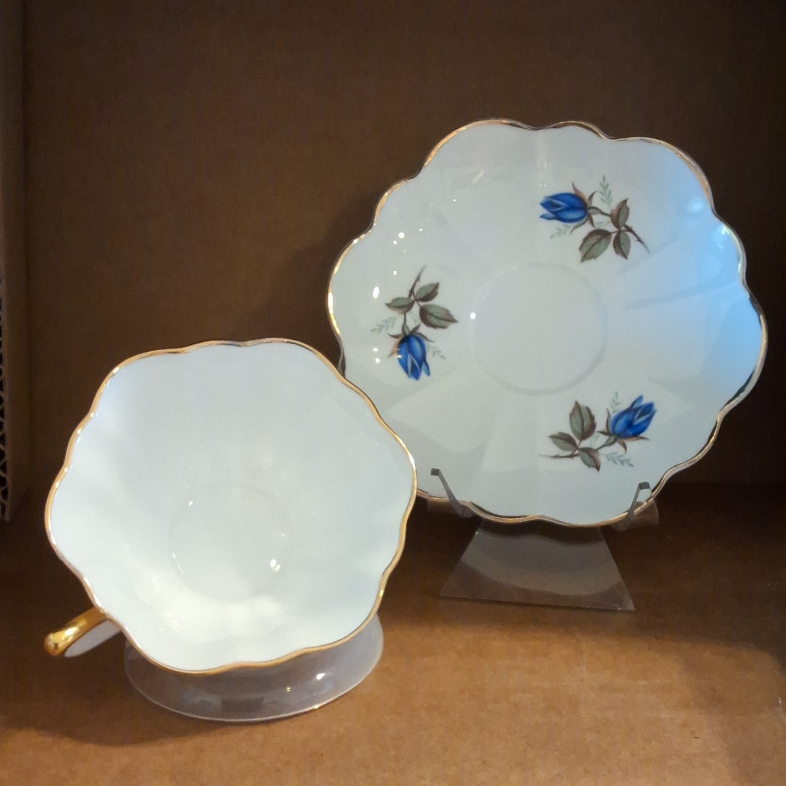 Shelley Blue Rose Stratford Tea Cup & Saucer Set 2pc Gold Trim