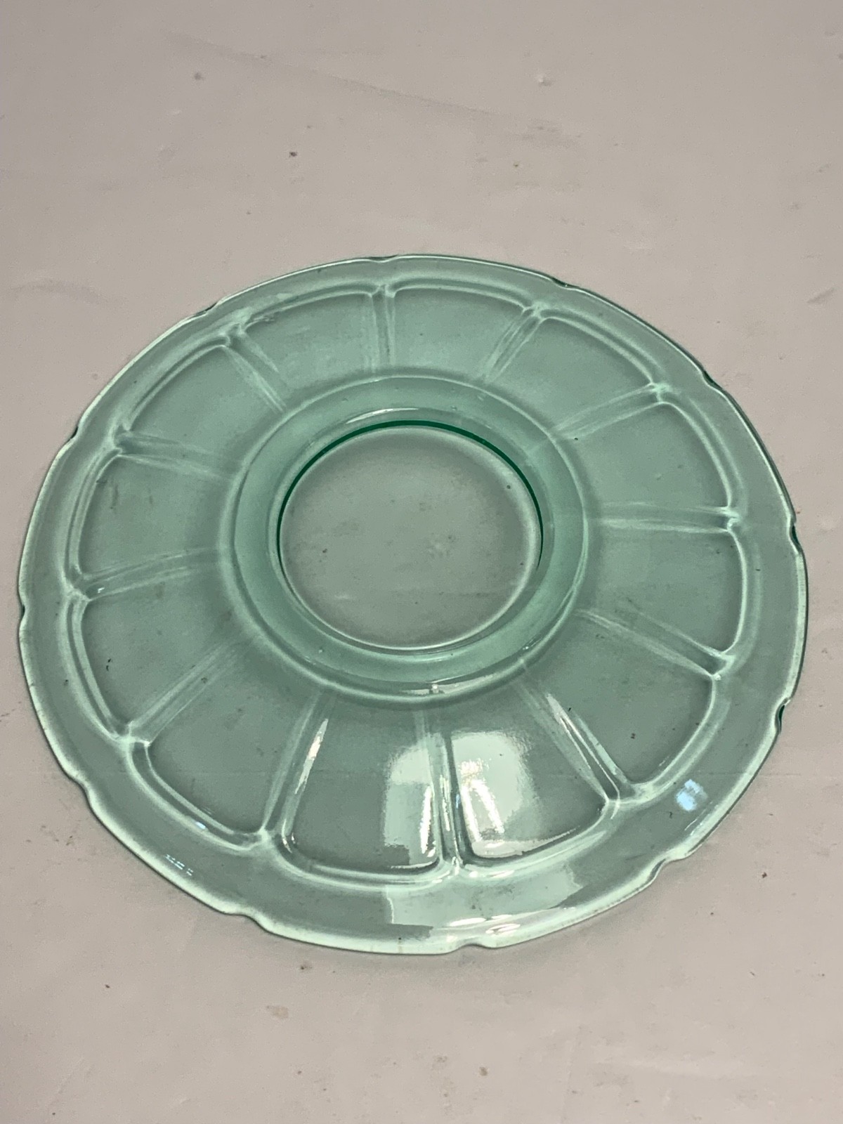 Set of 2 Vintage Diamond Glass Co. Victory Green Uranium Glass Cups & Saucers
