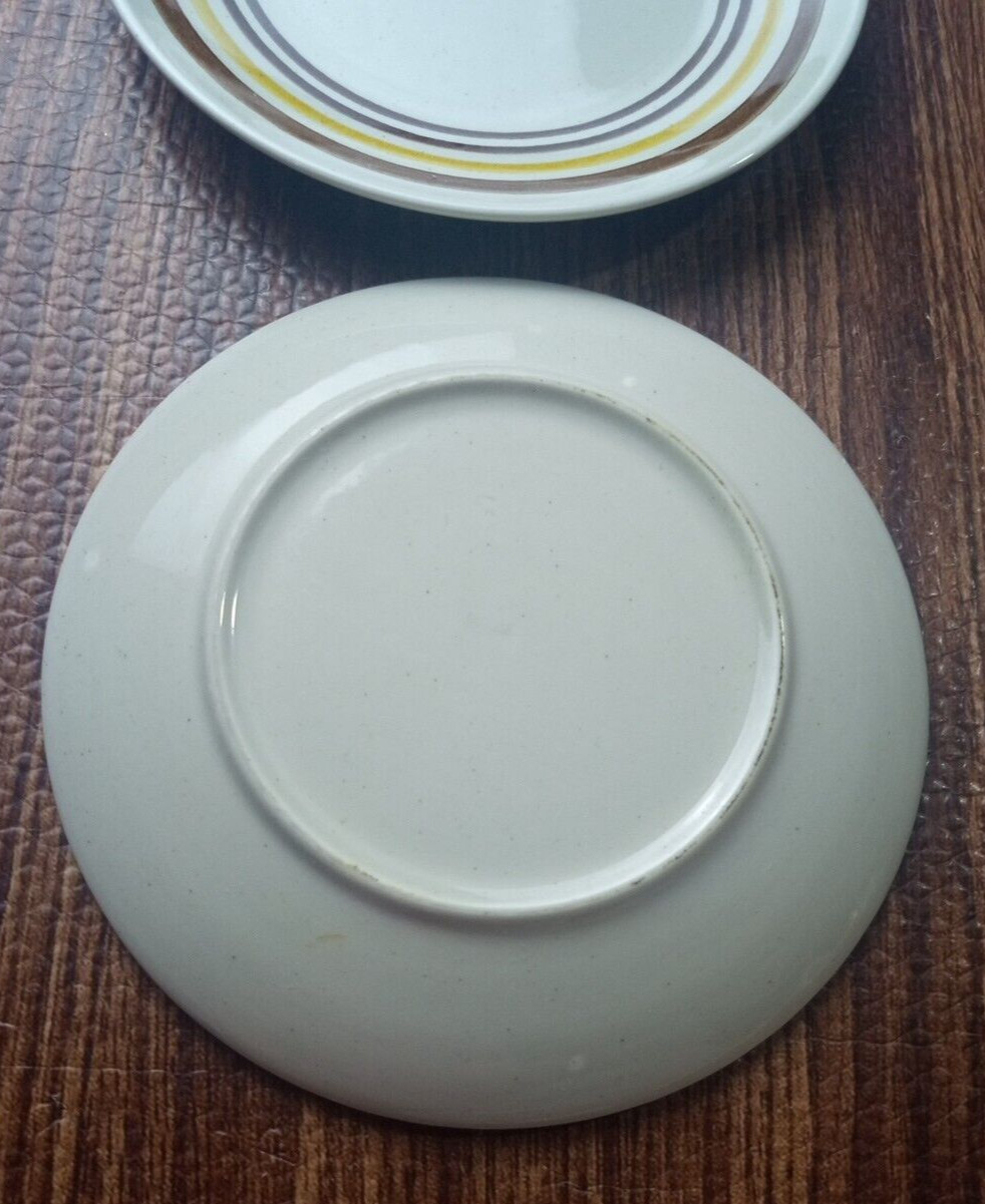 2 Stoneware side Plates 6.5″ Beige, Brown, Yellow