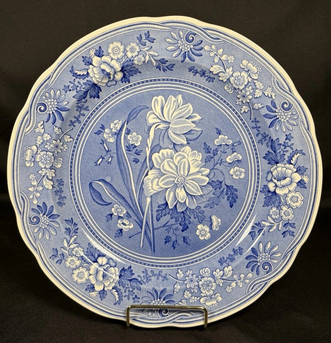 The Spode Blue Room Collection “Botanical” Plate Made In England 10.5″