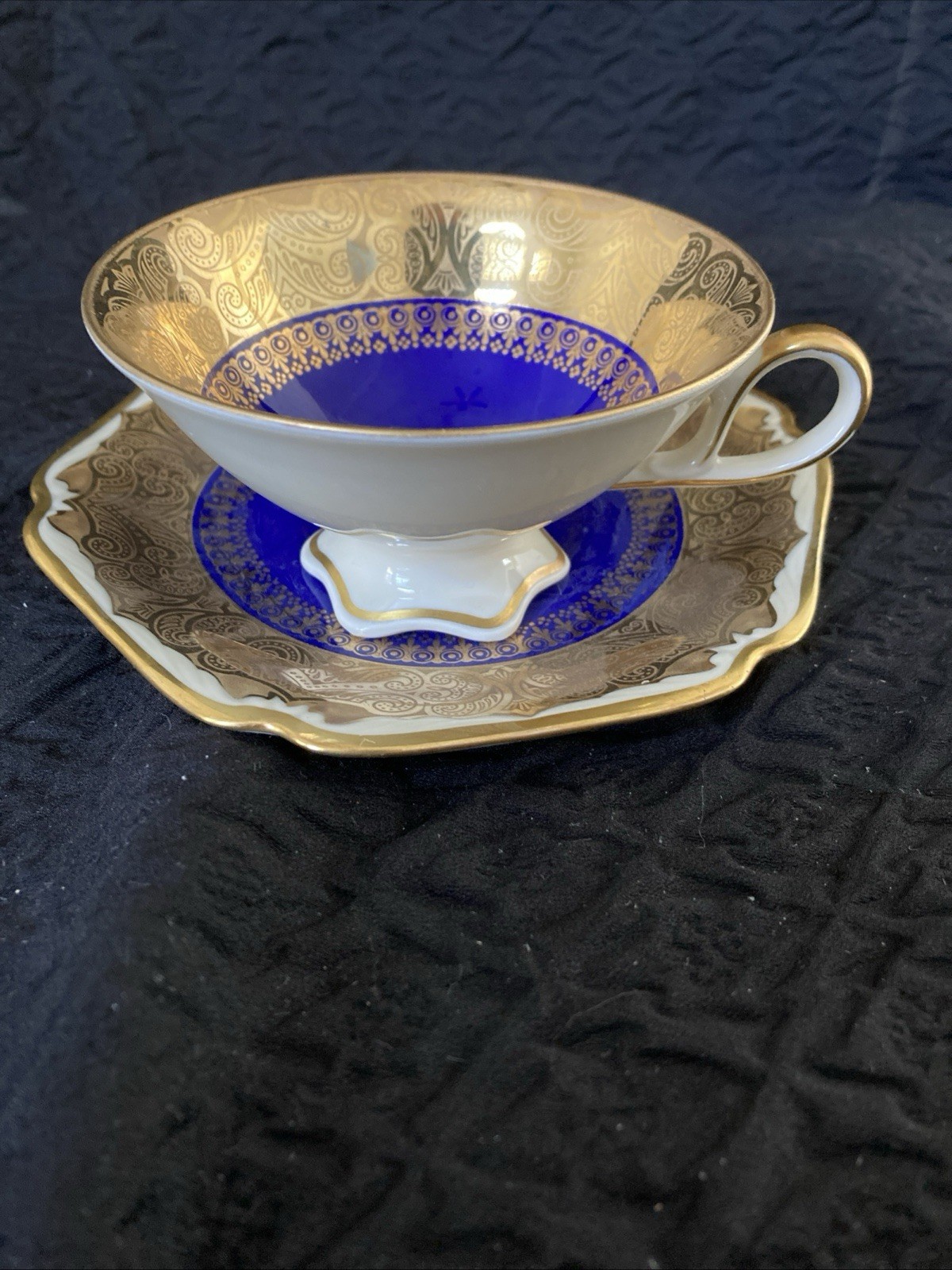 Mitterteich Bavaria Germany Cobalt & Gold Teacup & Saucer 2781E B2127