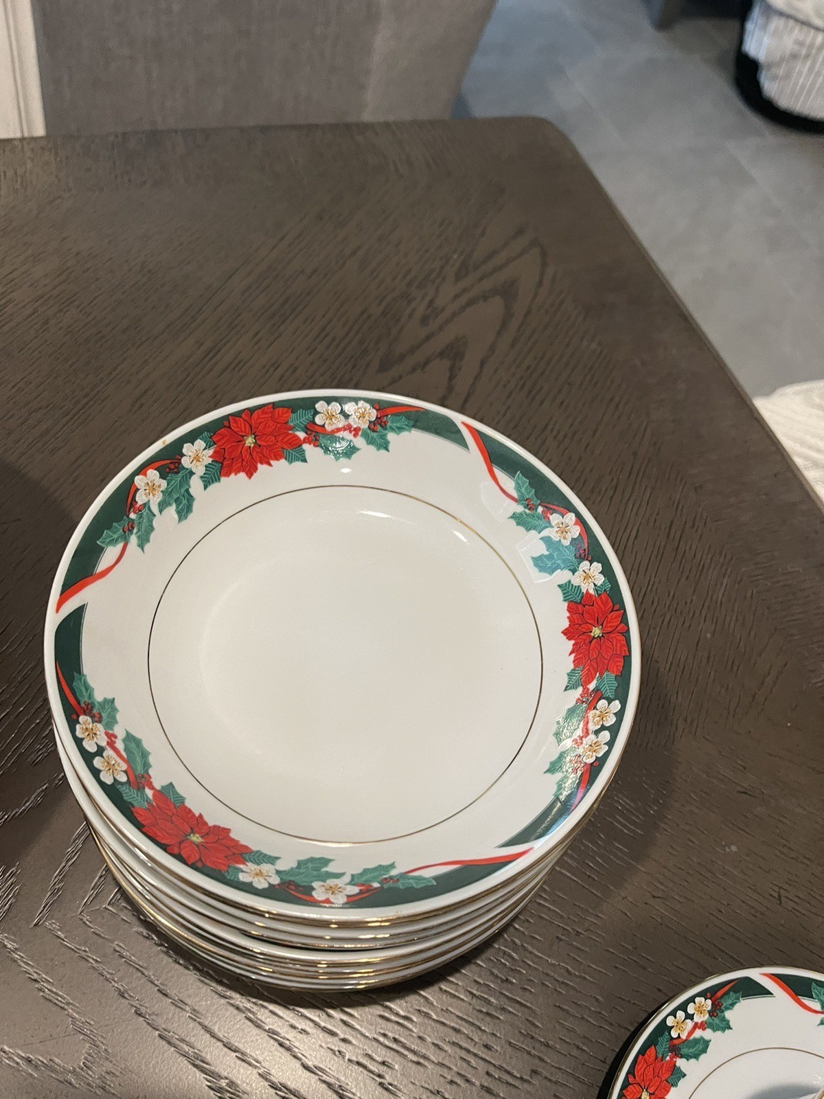 Tienshan Fine China Deck The Halls Christmas Dinnerware 52 Pieces Service For 10