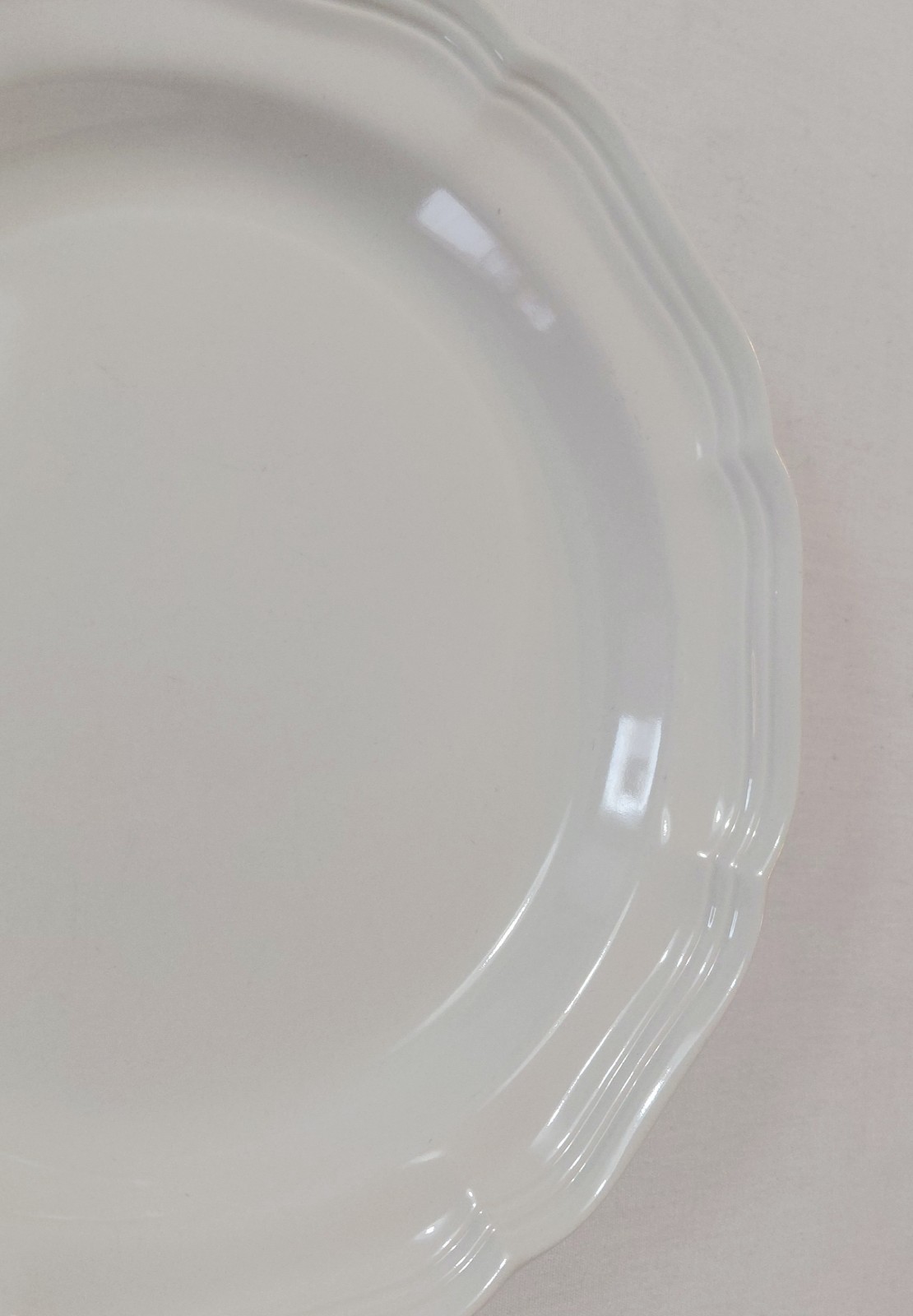 Mikasa Salad Plates 7 7/8″ French Countryside Off White Rustic Farmhouse Set 4