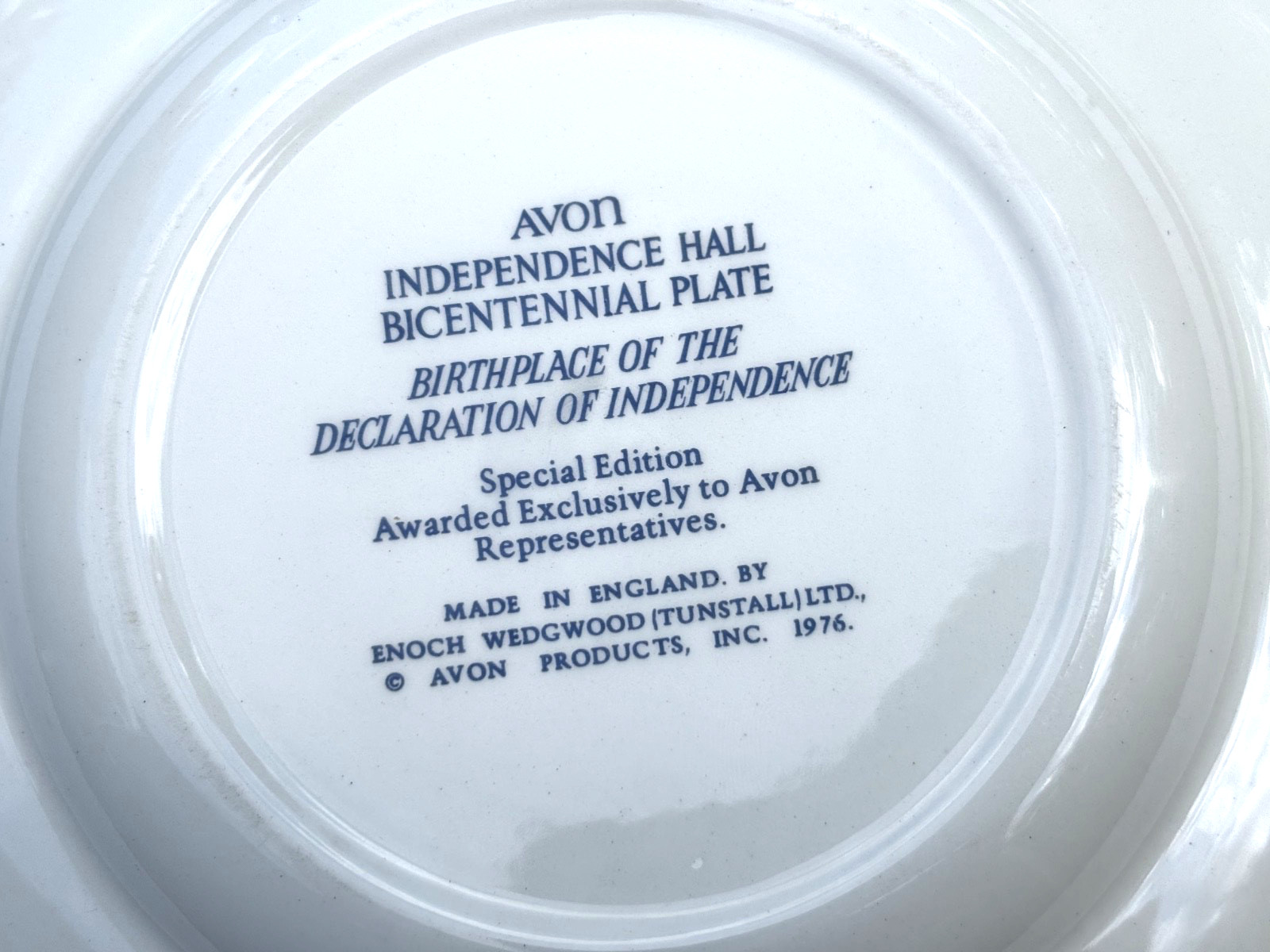 Enoch Wedgwood England for Avon Blue White 7 7/8th” Bicentennial Plate EUC