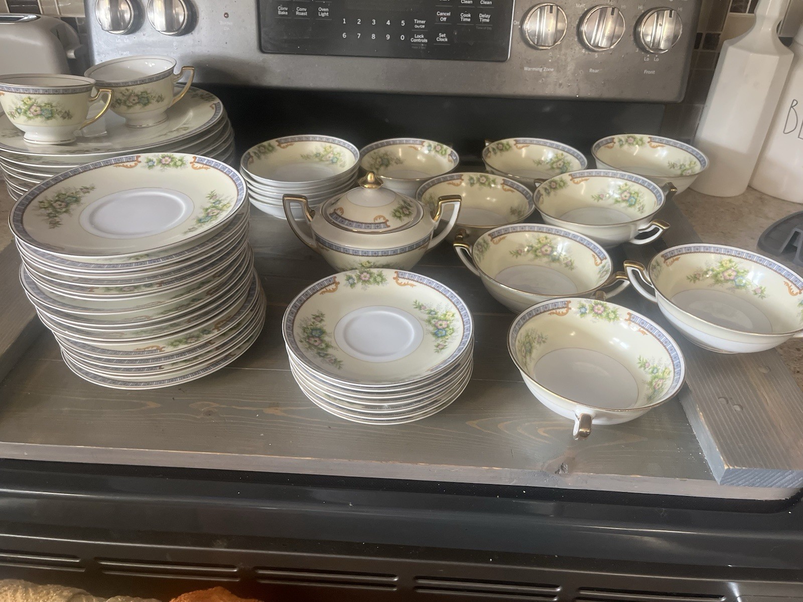 Meito China Vintage Made In Japan Partial Set 45pc Total