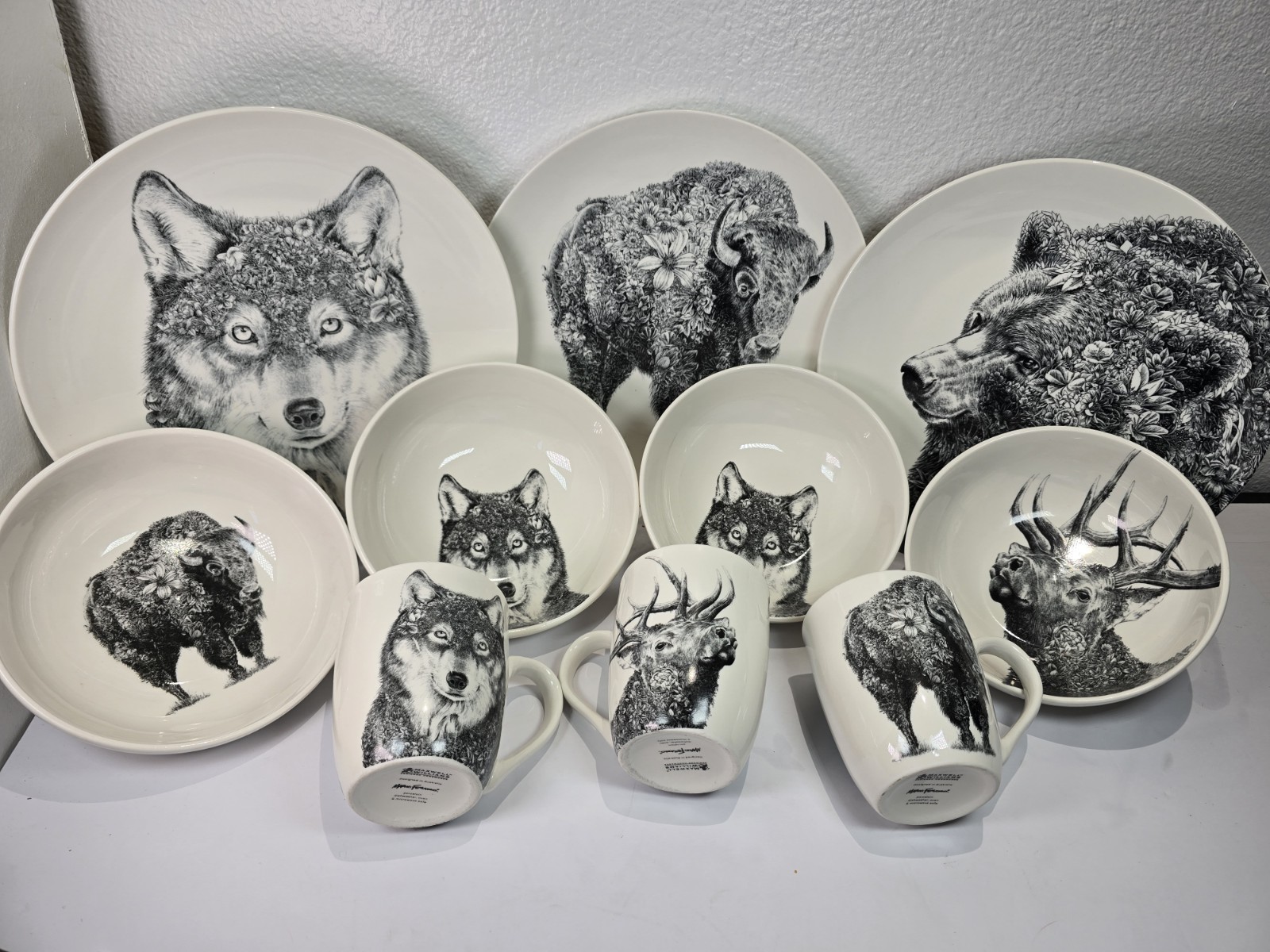 Maxwell Williams Marini Ferlazzo Wildlife Porcelain Dinnerware Set 10 Pc
