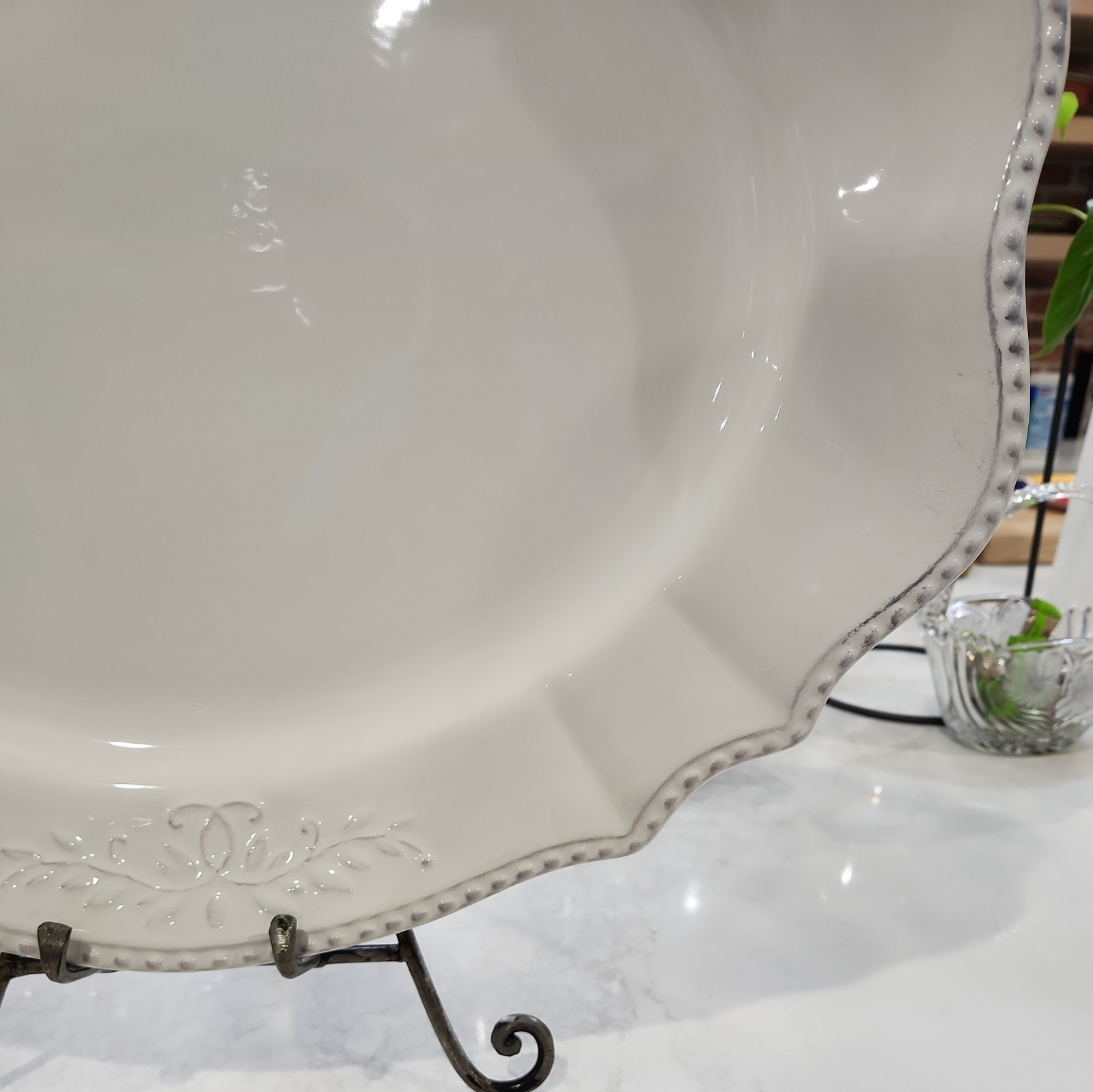 Gallery Tabletops Le Provence Ceramic Serving Platter Holiday Home Decor 20″ W