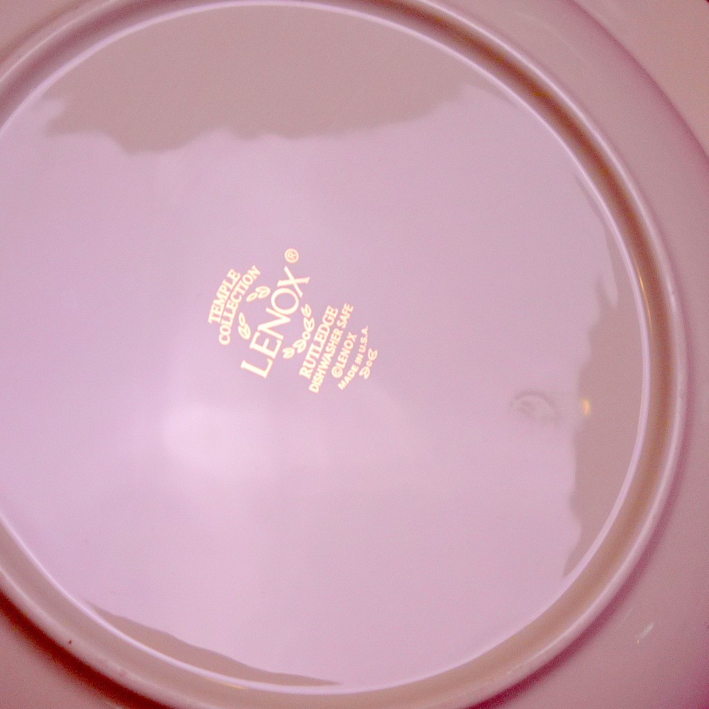 Lenox Fctry 2nd (Rutledge) 9 1/8″ RIMMED SOUP PASTA BOWL(s) Exc (2 left)