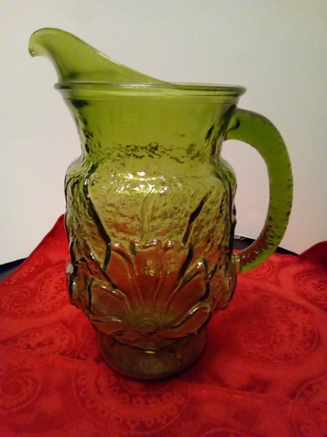 1970s Anchor Hocking Raised Rainforest PITCHER in Avocado Green GUC