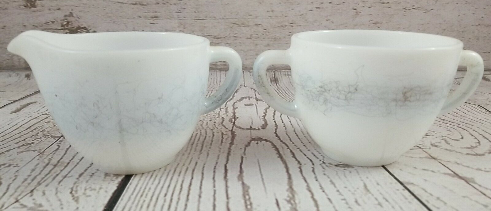 Federal Glass Creamer and Sugar Bowl Spaghetti Pattern Drizzle Retired Vintage