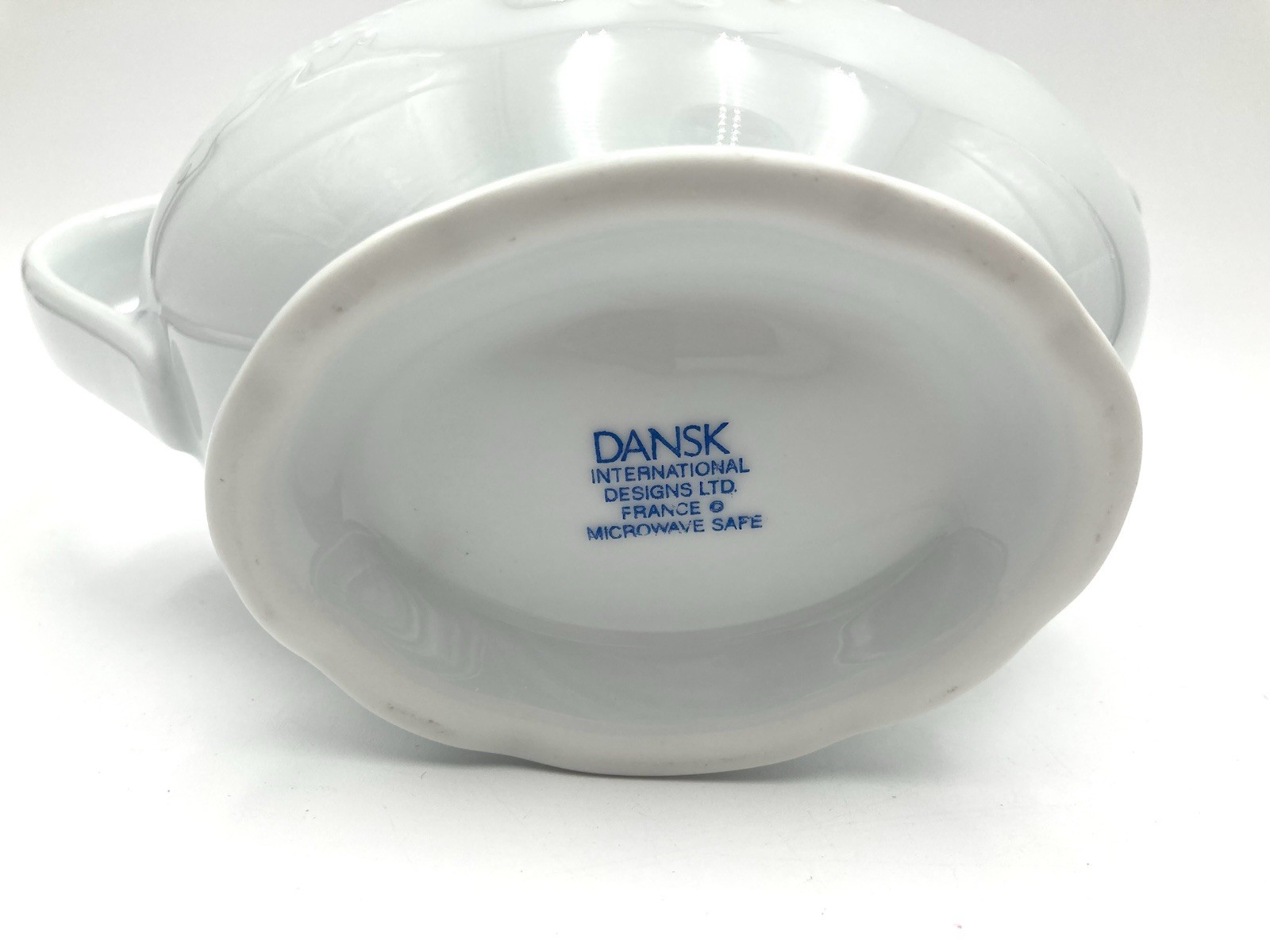 Dansk Gravy Boat & 10” Tray Ivy Embossed Fruit and Leaves White 2 Pc Vtg Set