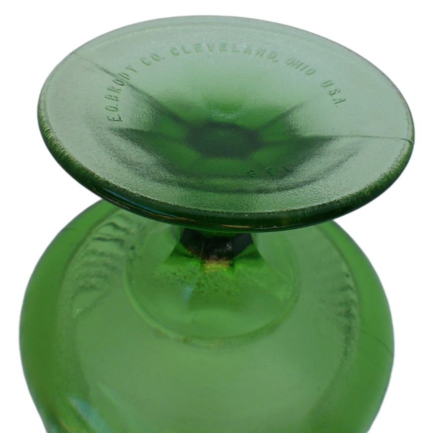 Vintge E.O. BRODY CO Bowl Candy Dish Green Glass Pedestal Swirl Cleveland #138