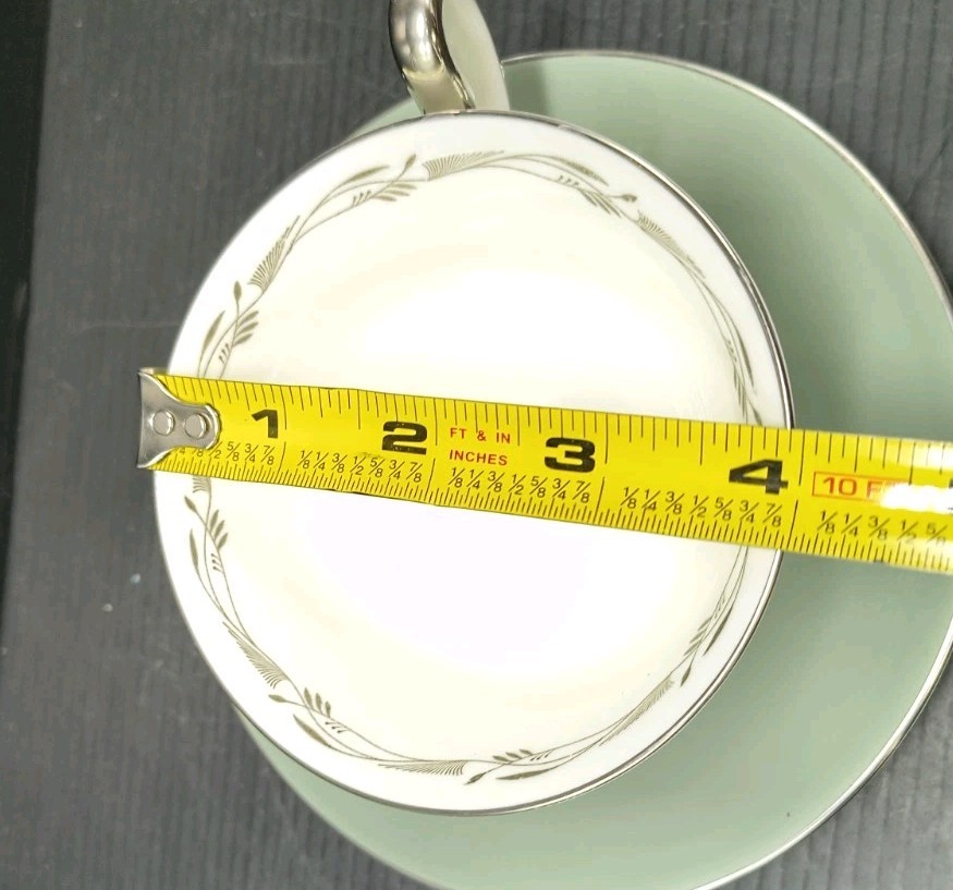 Wedgwood Halford Coffee/Tea Cups and Saucers – Excellent Used Condition Pair
