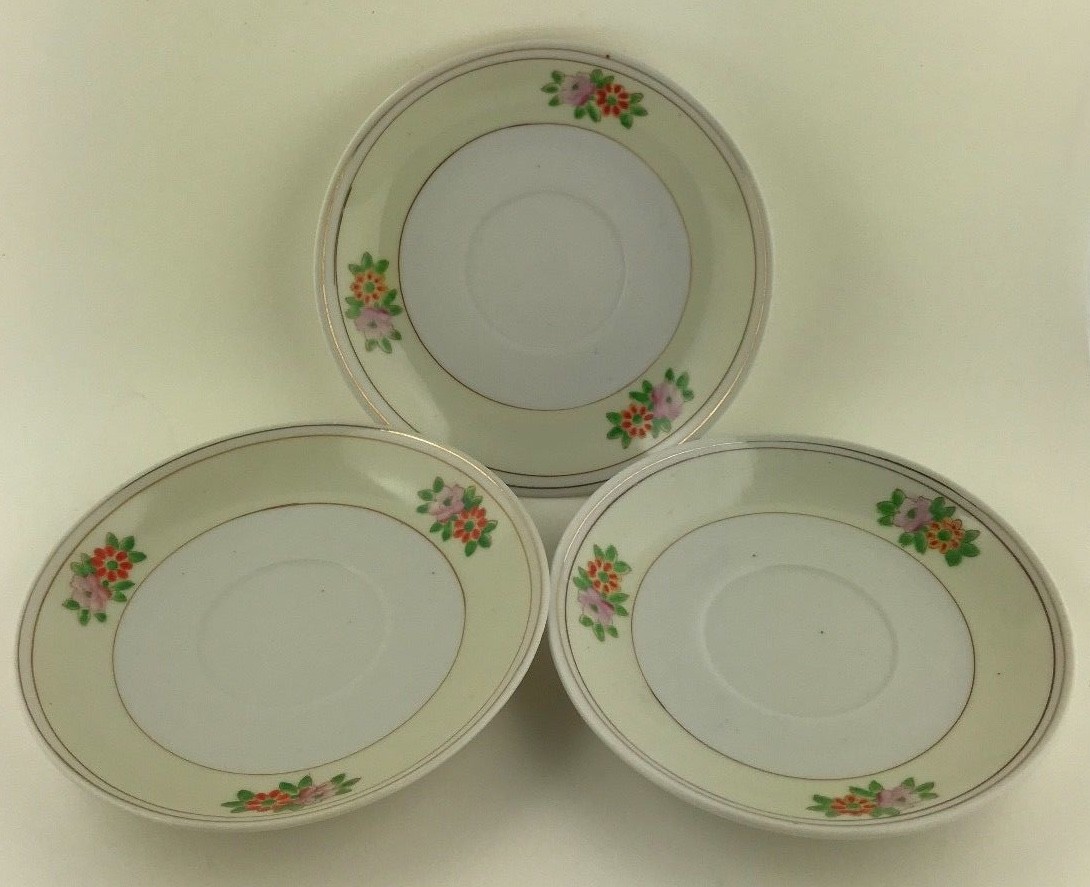 3 Floral Print Saucers Made In Occupied Japan Gold Accent A10-9