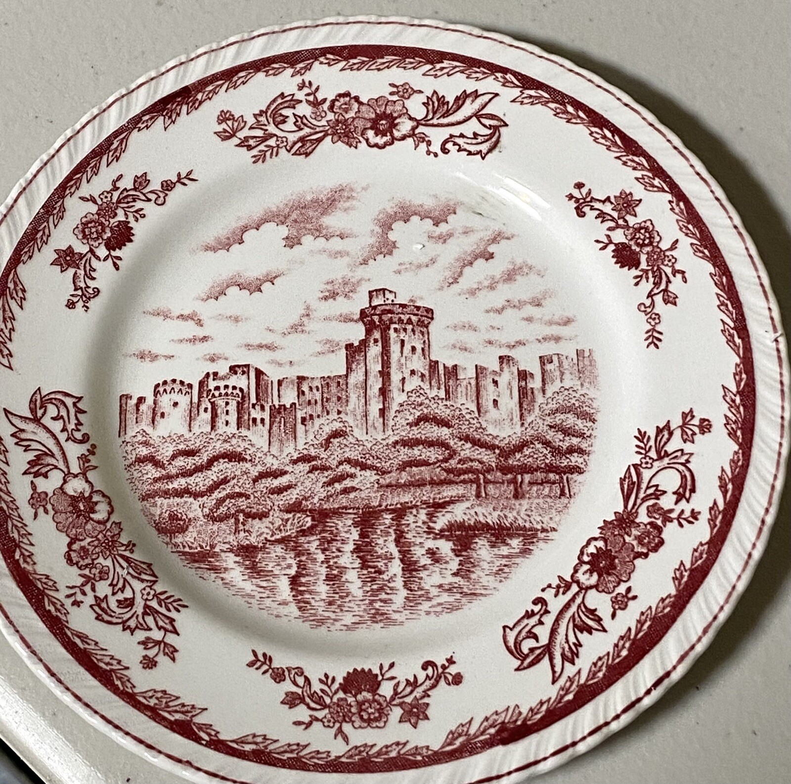 Harmony House RED Balmoral Ceramic Dessert Plates 6” Set Of 4