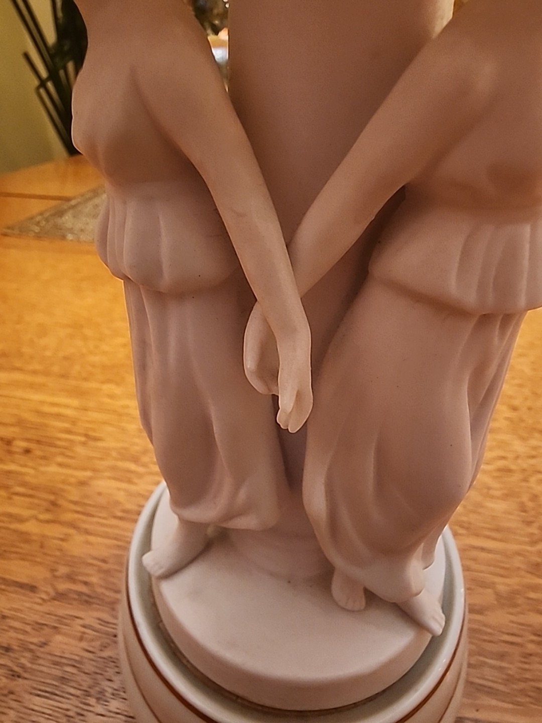 ARDALT Neoclassical Porcelain Center Piece 7371 Lenwile China Japan 10″ Tall