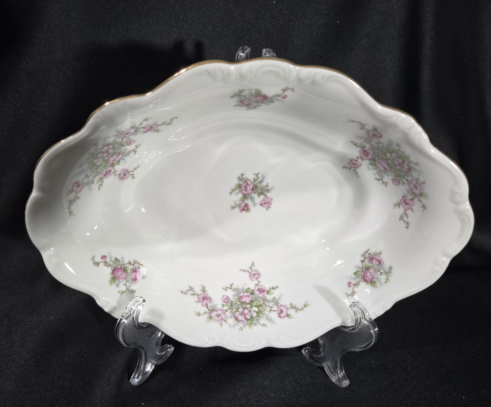MINT Johann Haviland Bridal Rose Bavaria LG Oval Vegetable Bowl Pink Roses