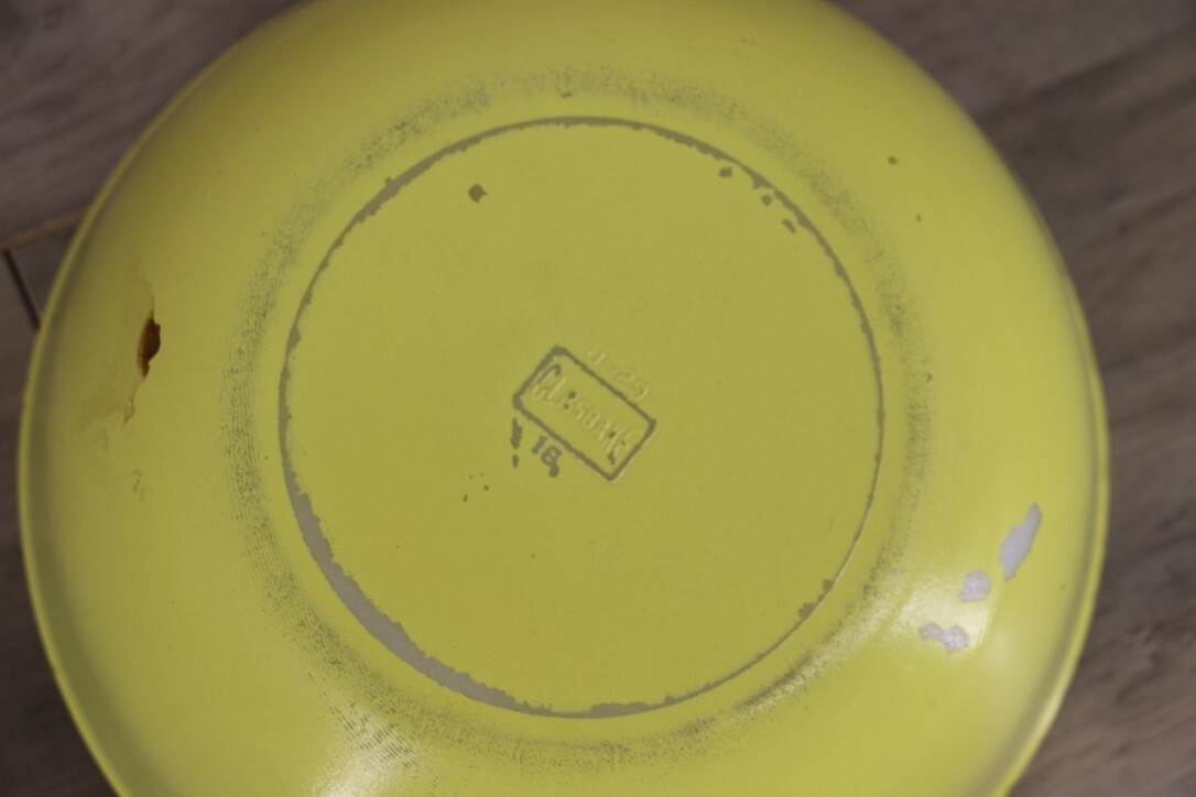 VINTAGE Glasbake Large Lemon Yellow Mixing Bowl 3.5 qt 9.5″ J-29