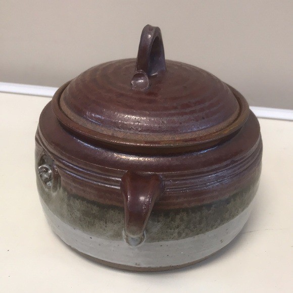 Stoneware Pottery Signed & Stamped Lidded Soup Tureen/Bean Pot