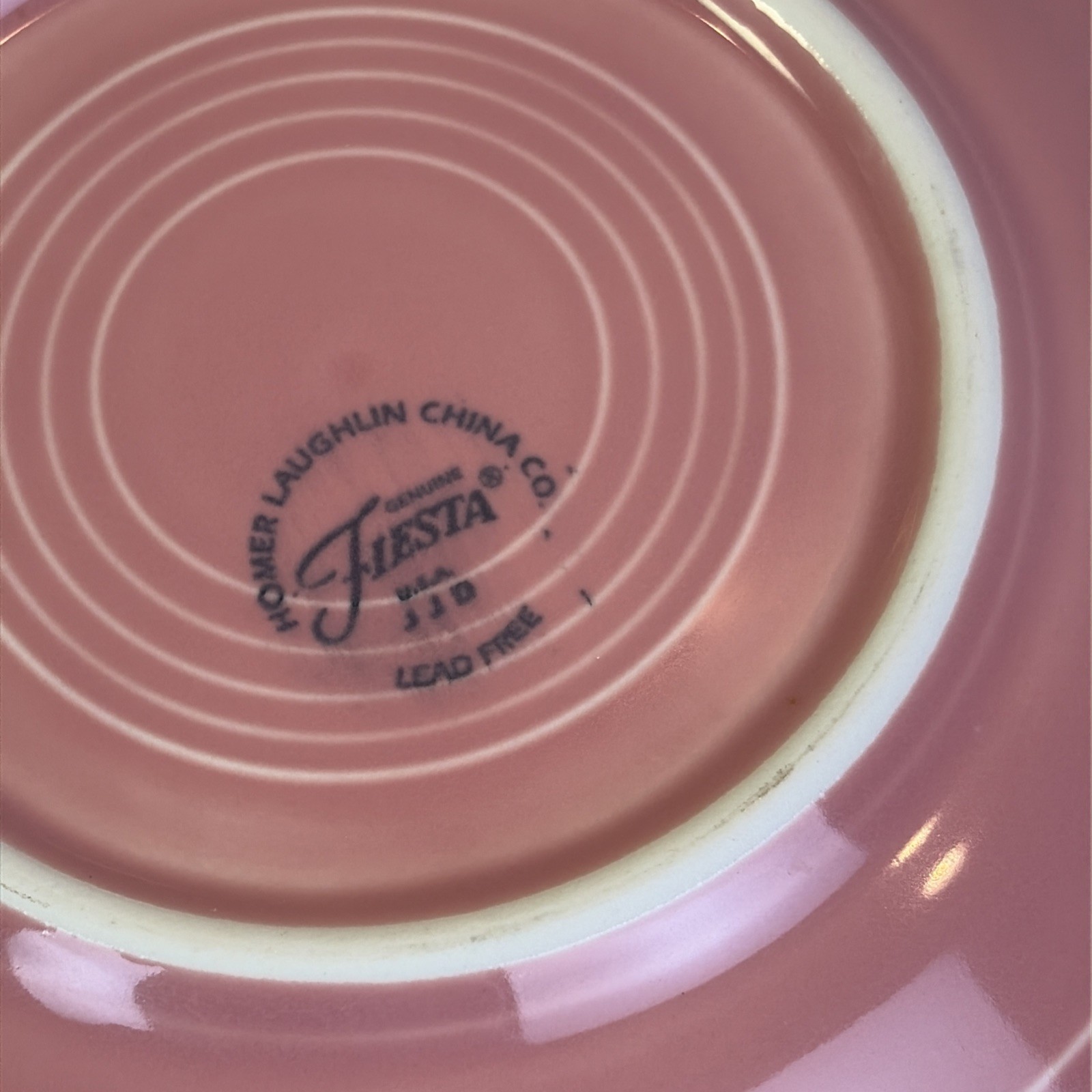 2 Fiesta Ware Homer Laughlin Rose Pink Salad Dessert Plates 7 1/4″ Classic Rim