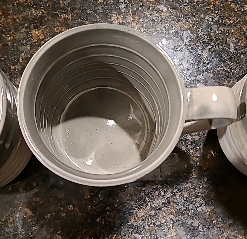 SET (4) Baum HEARTH Drip Glaze Gray Stoneware 15 oz Coffee Mugs