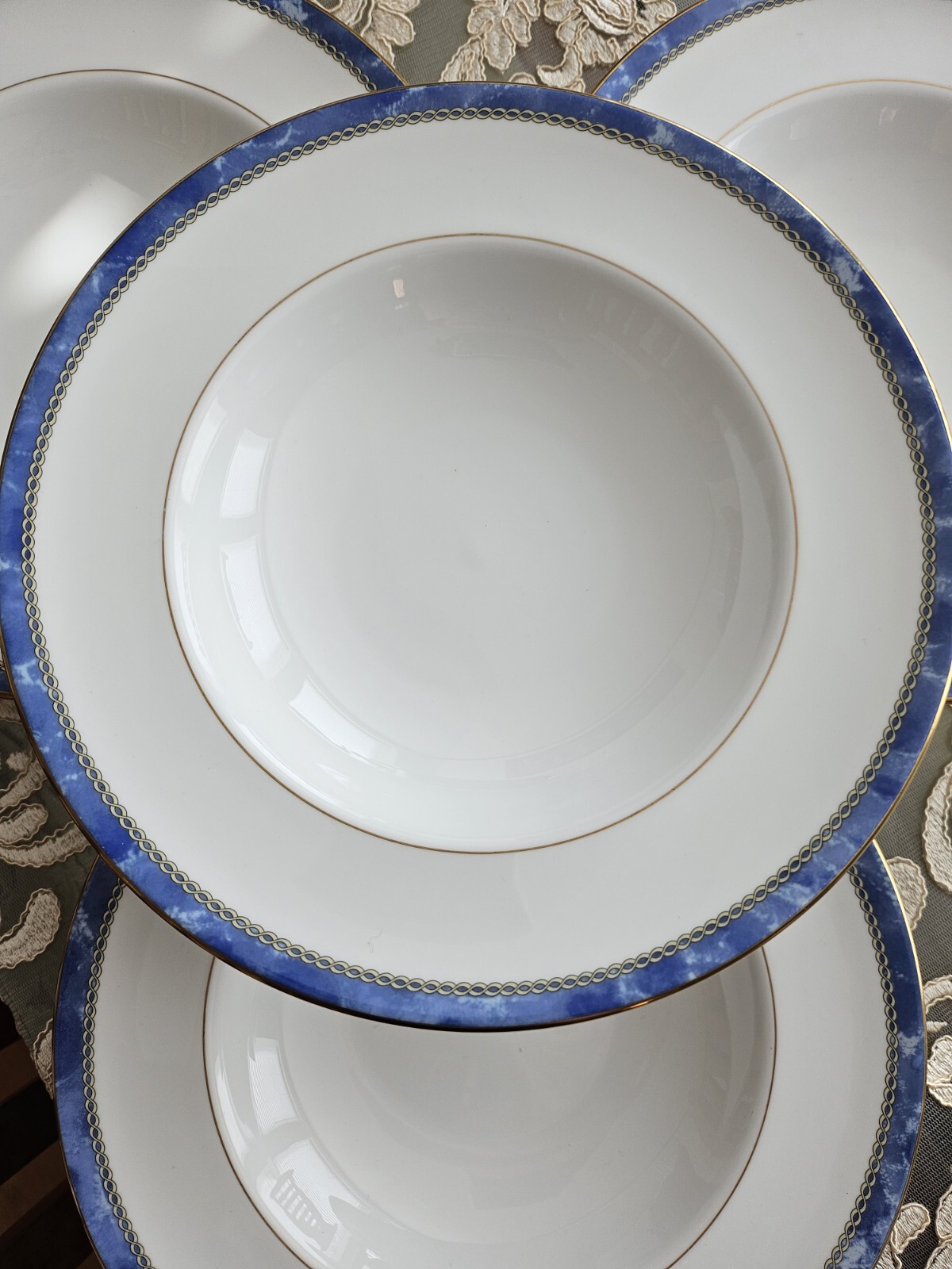 Set of 4 Royal Worcester MEDICI Blue Rimmed Soup bowl 9 1/8 inches