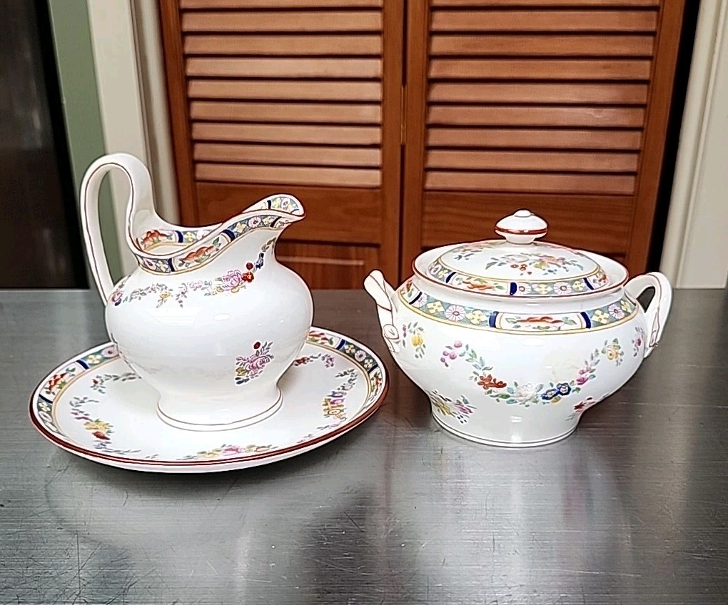 Minton Rose Bone China Floral Multicolor Garland Creamer Sugar Bowl W/Lid