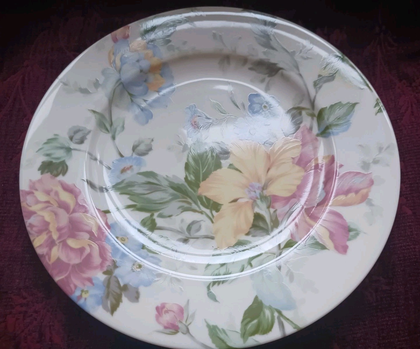 Oscar De La Renta English Tapestry 6Pc Lot – Dinner, Salad Plates, Saucers – NEW