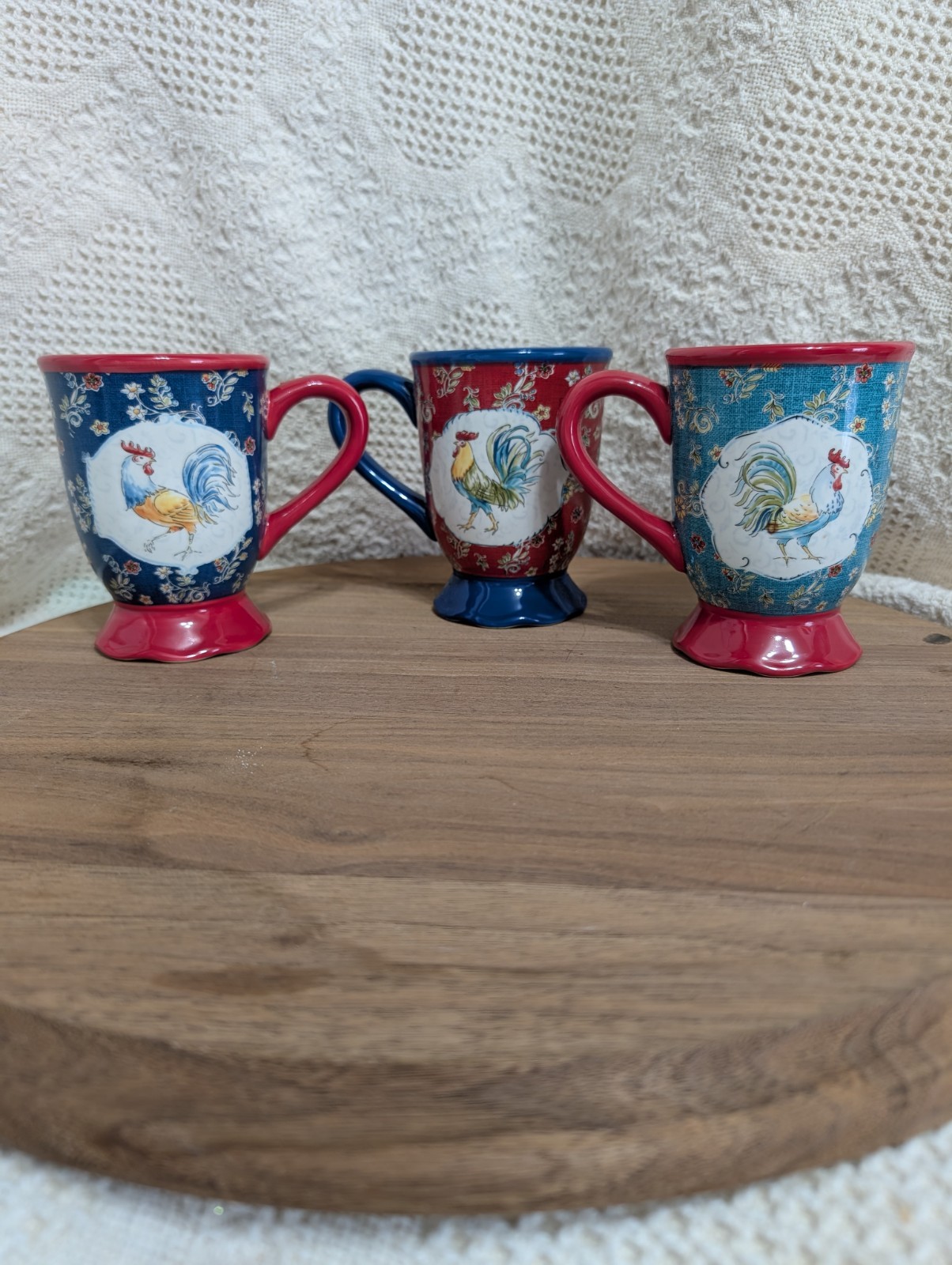 # 825 Rooster Stoneware 15 oz Coffee Mugs