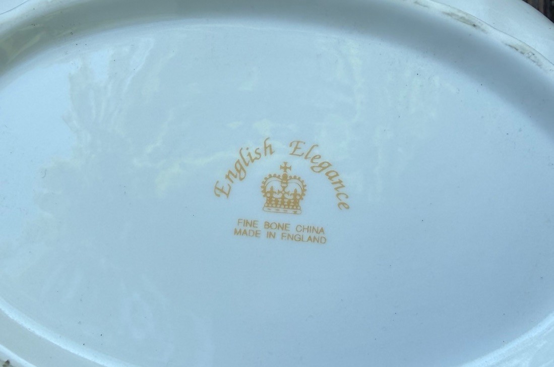 English Elegance Fine Bone China White Oval Bowl Ribbed Embossed Scalloped