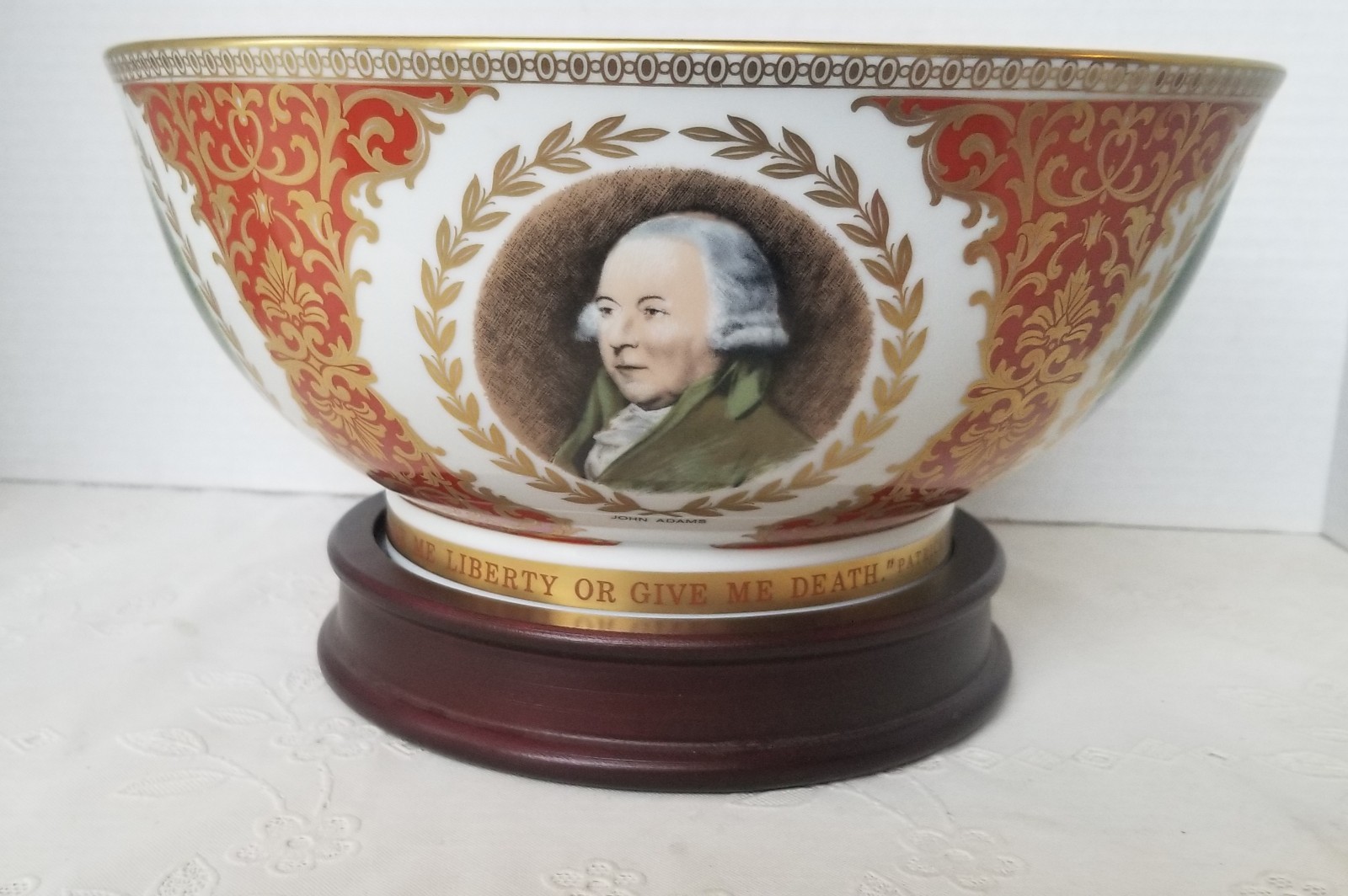 Kaiser Limited Edition Bicentennial Bowl #138 of 5,000 – Excellent Condition