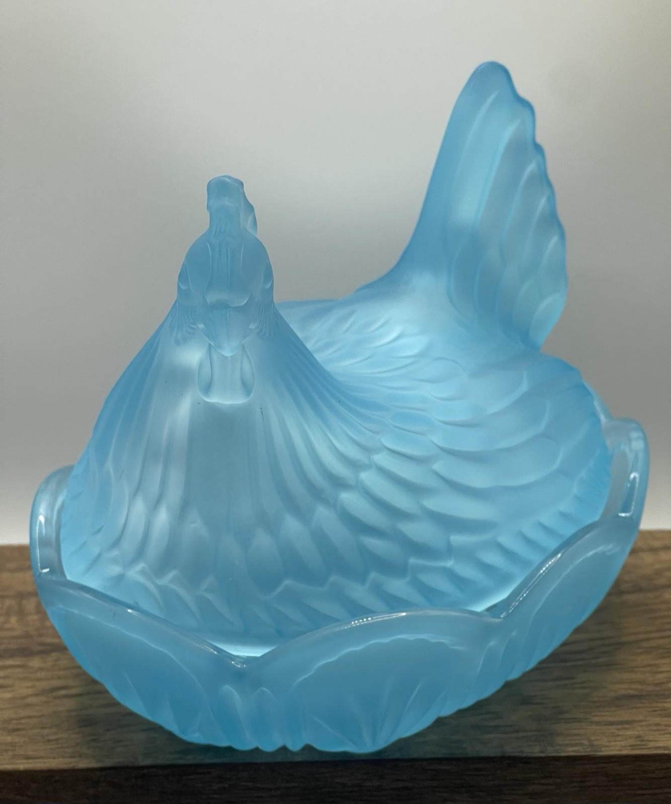 Blue Satin Glass Hen On Nest Covered Candy Dish 7” Farmhouse Decor New Import